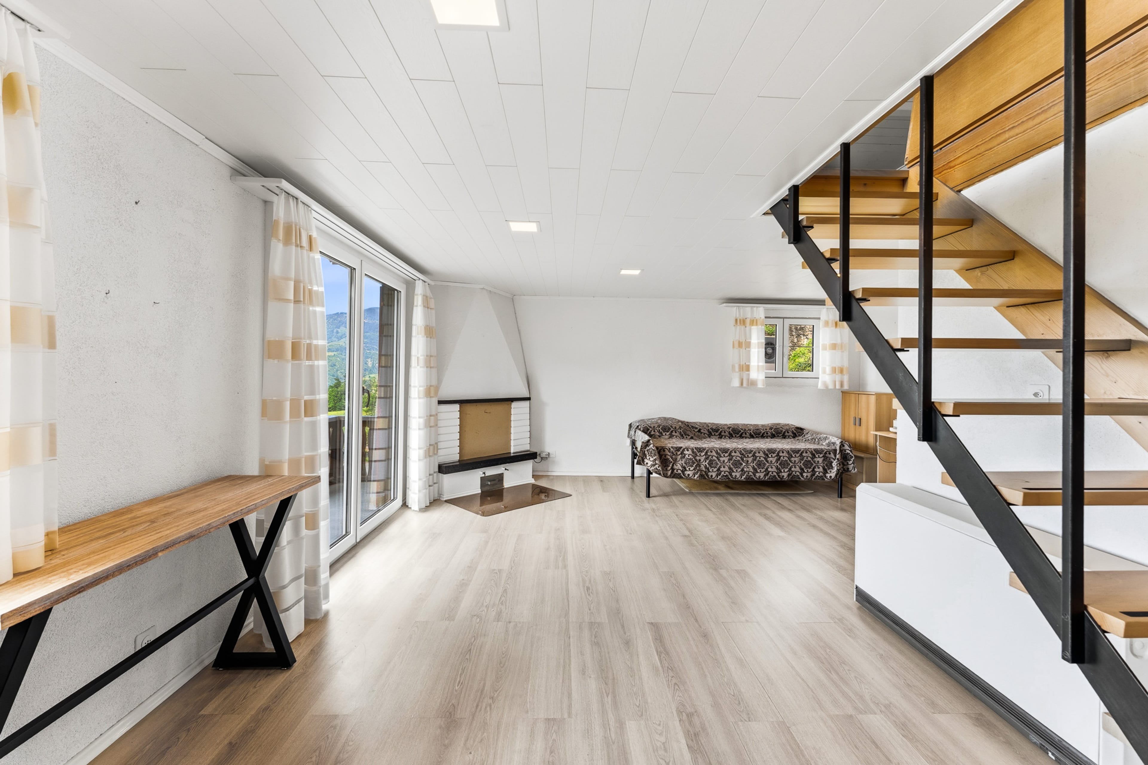 4.5-Zimmer-Einfamilienhaus mit Einliegerwohnung und traumhafter Bergsicht in Ennetmoos - 11