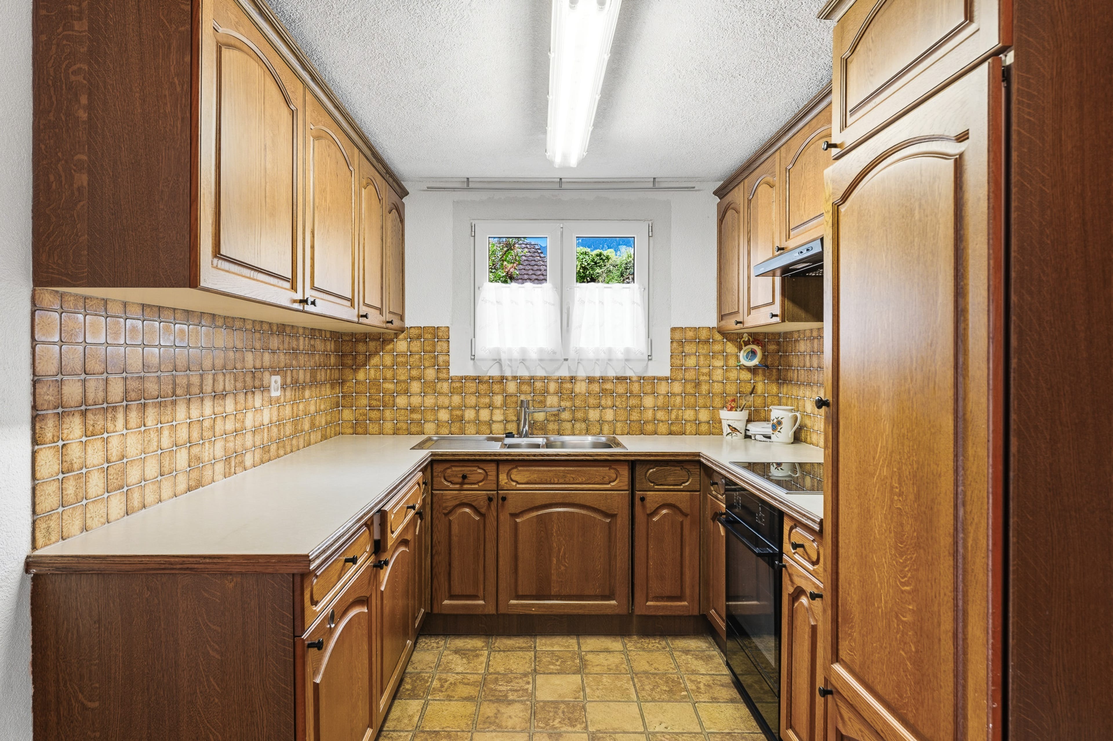 4.5-Zimmer-Einfamilienhaus mit Einliegerwohnung und traumhafter Bergsicht in Ennetmoos - Bild 6