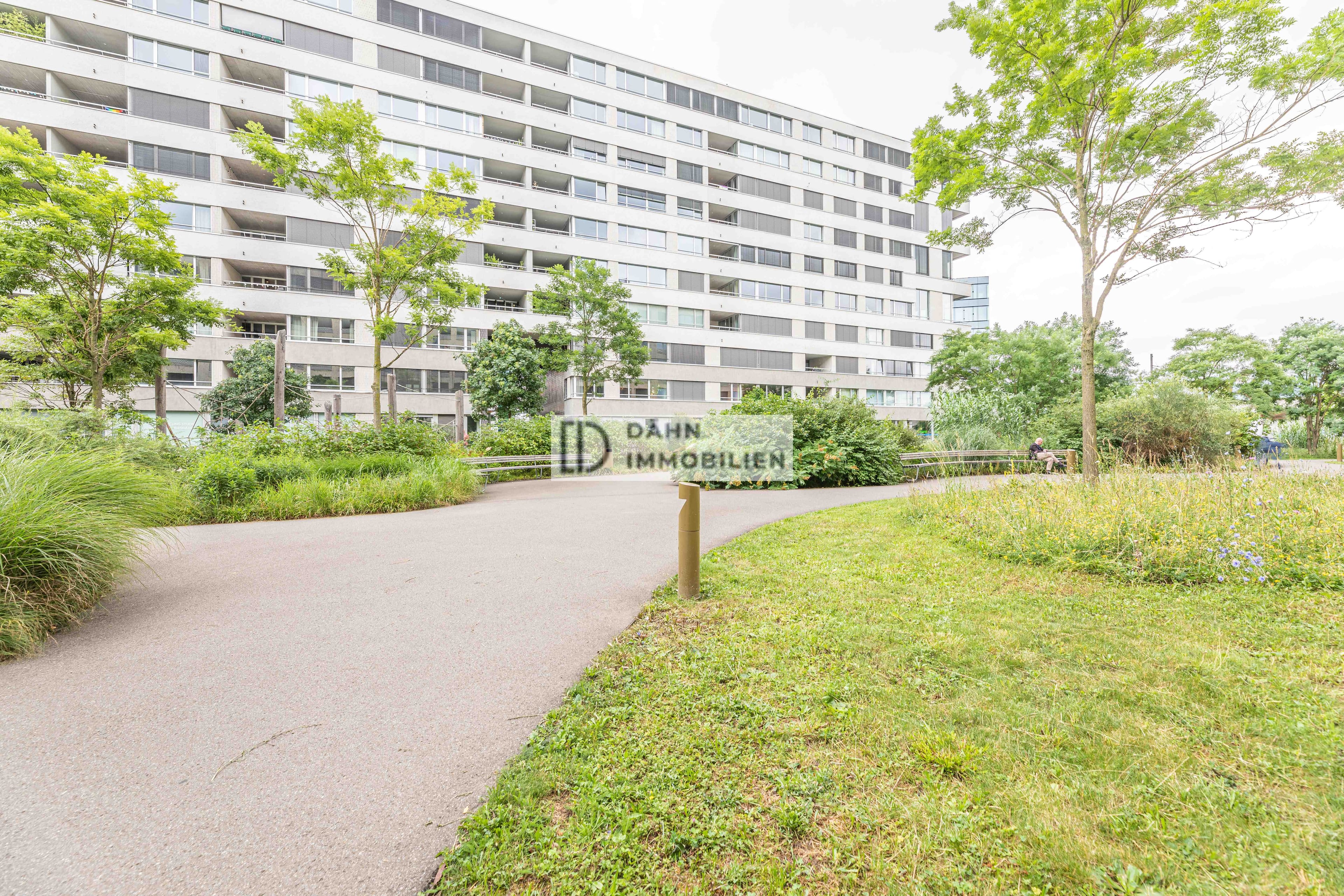 3.5-Zi.-Wohnung mit Loggia beim Maaghof mieten, Zürich - 12