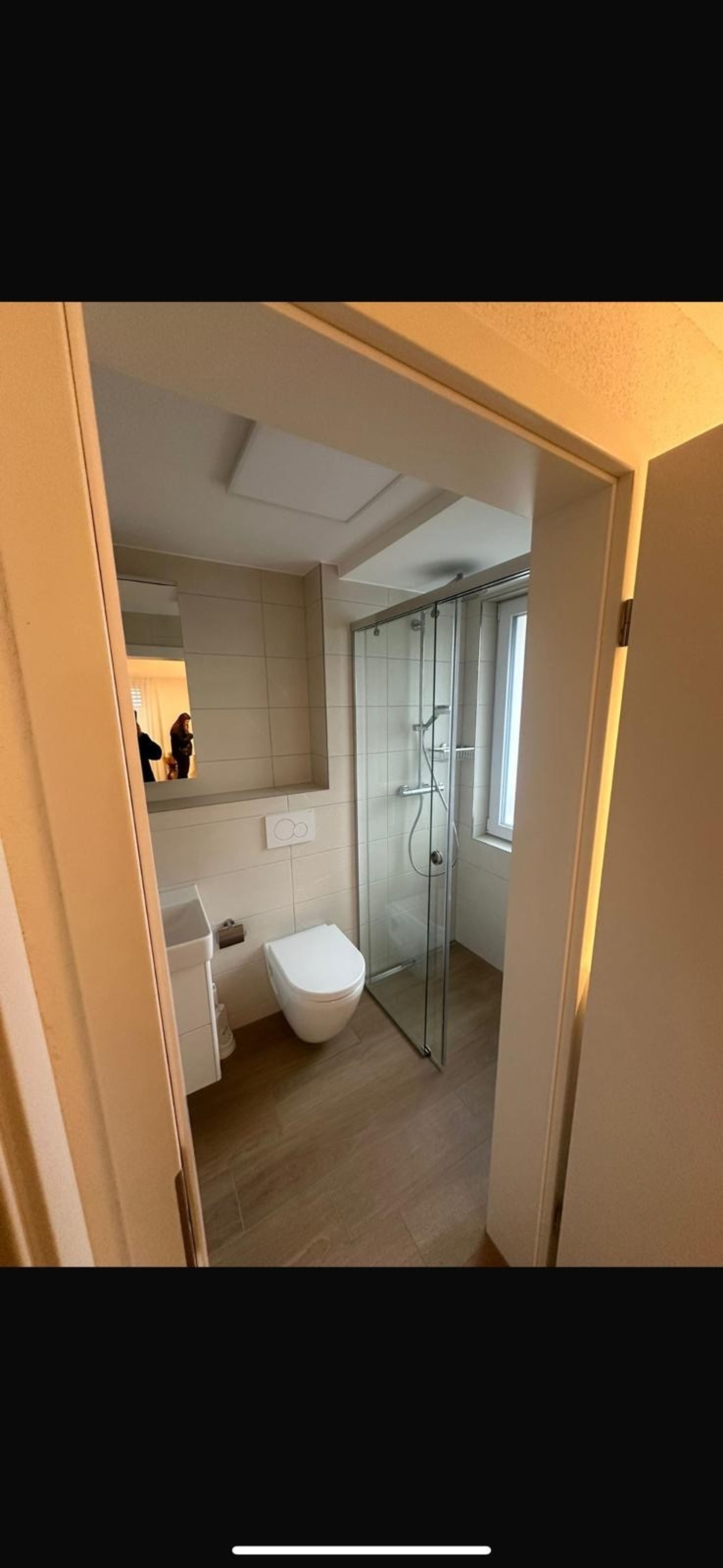 Möbliertes 1-Zimmer-Studio mit Neubau-Komfort in Fahrweid
