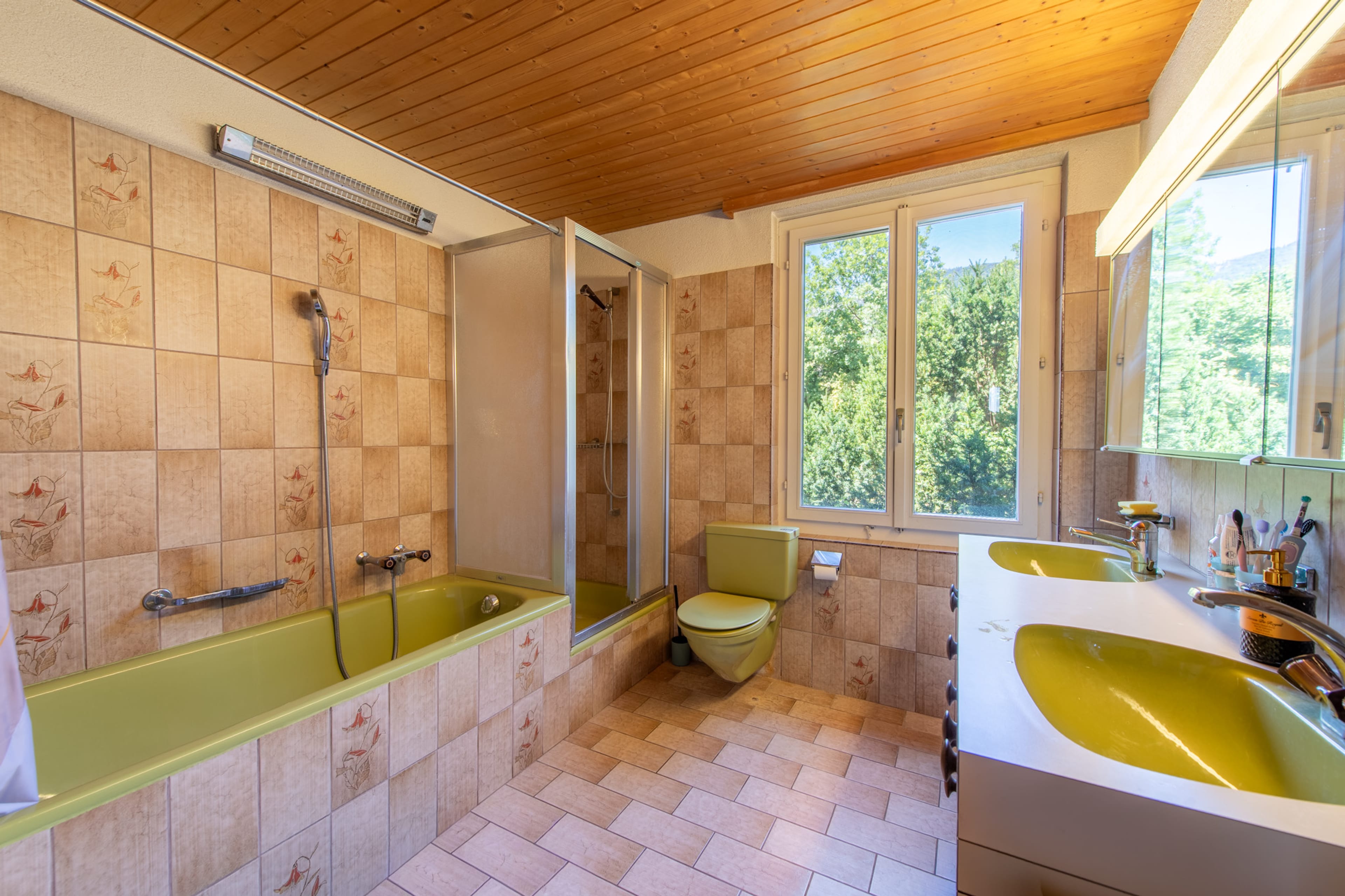 Ein Haus, unzählige Möglichkeiten – Zweifamilienhaus mit Gartenidylle und Ausbaupotenzial - 14