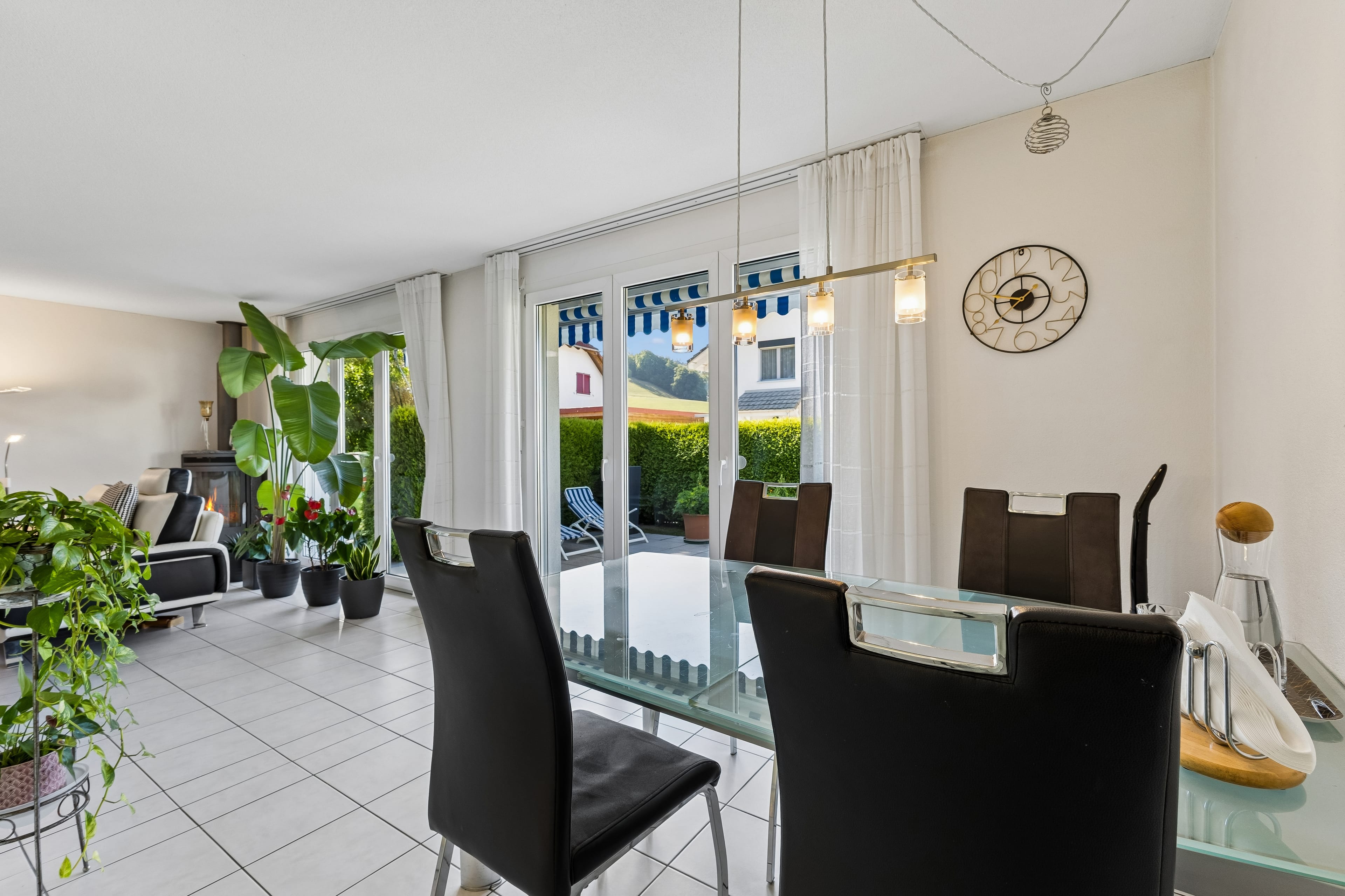 6.5-Zimmer-Einfamilienhaus mit wunderschönem Garten - 12