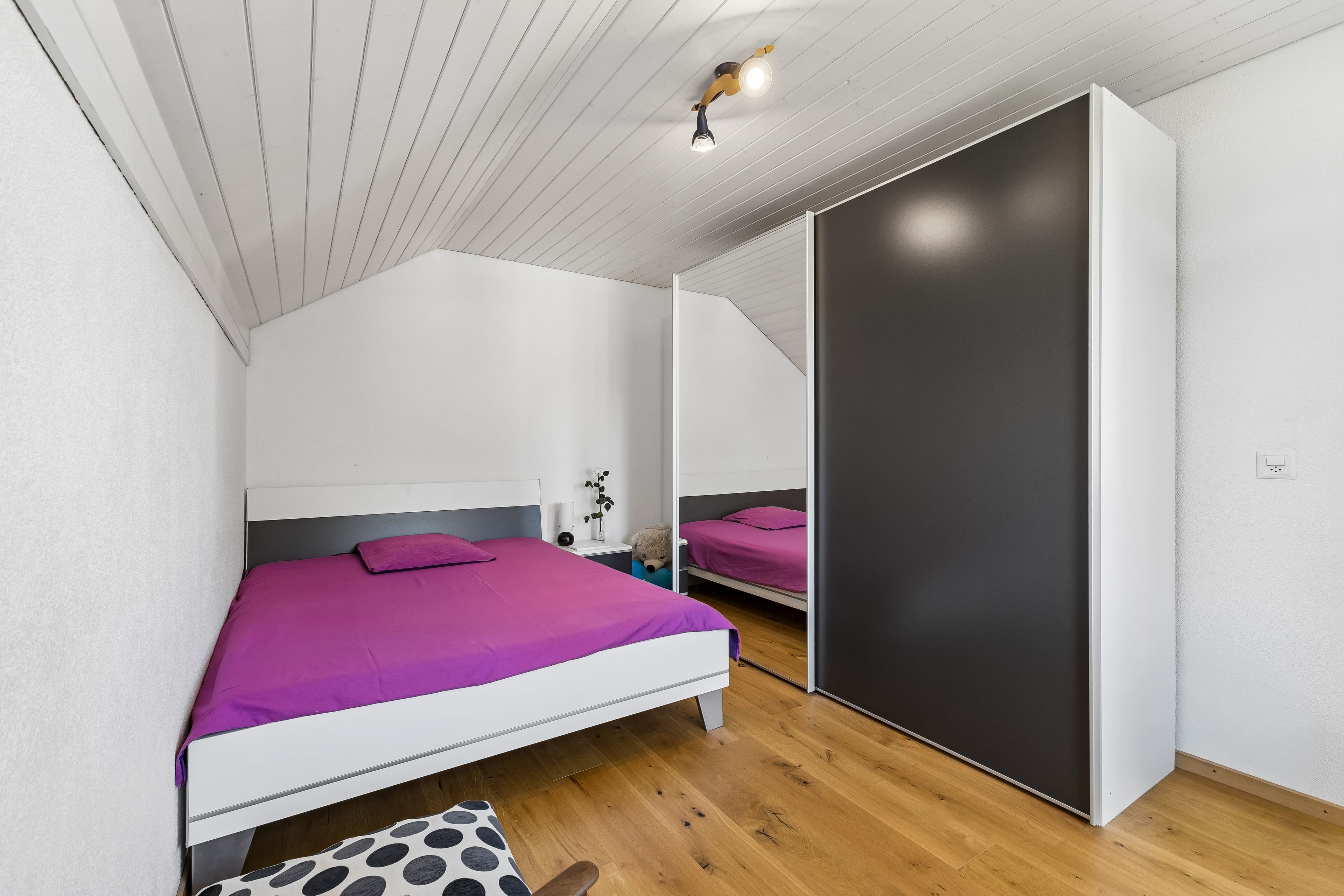 6.5-Zimmer-Einfamilienhaus mit wunderschönem Garten - Bild 3