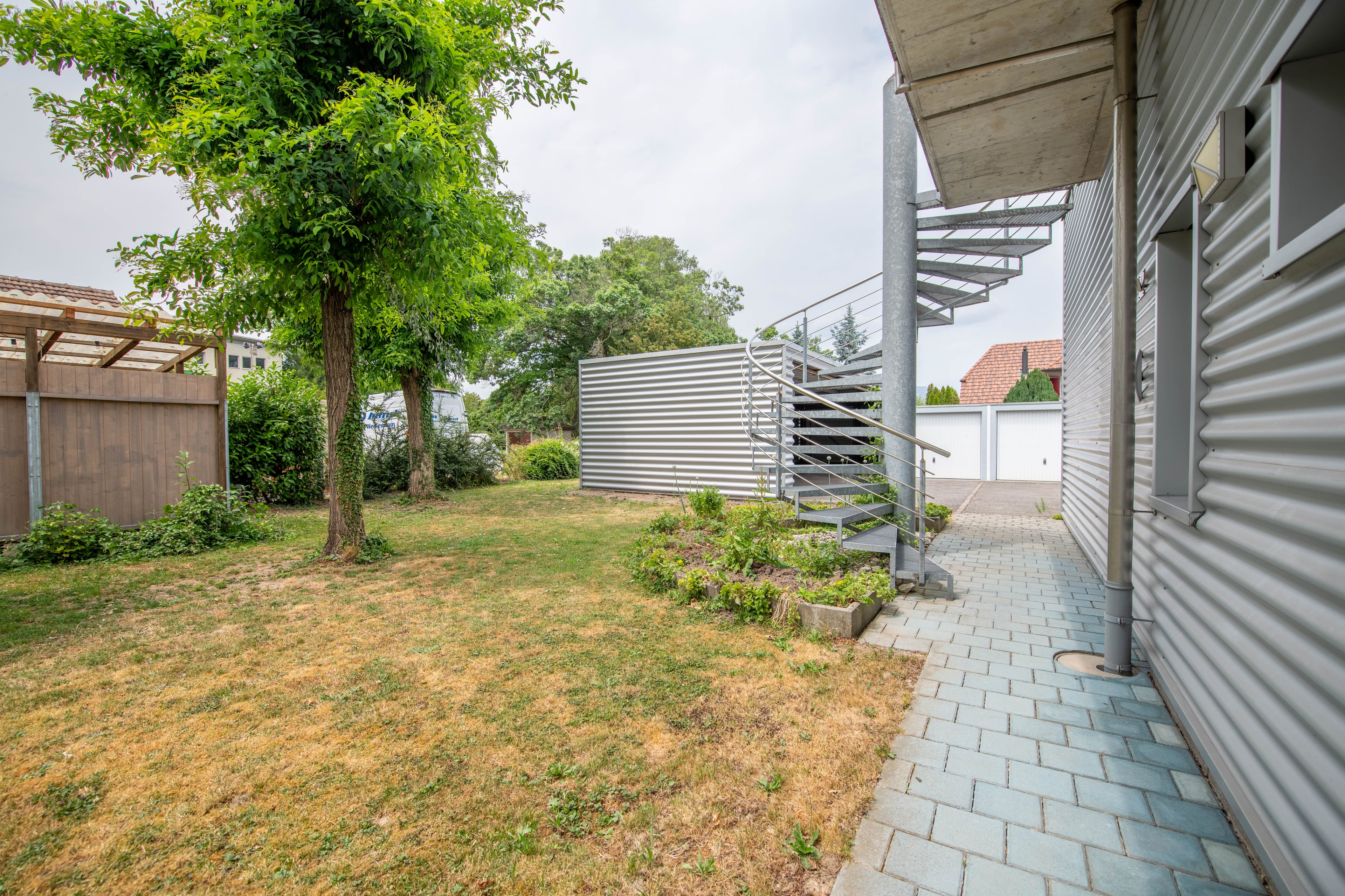 Exklusive Wohn- und Gewerbeliegenschaft - 34