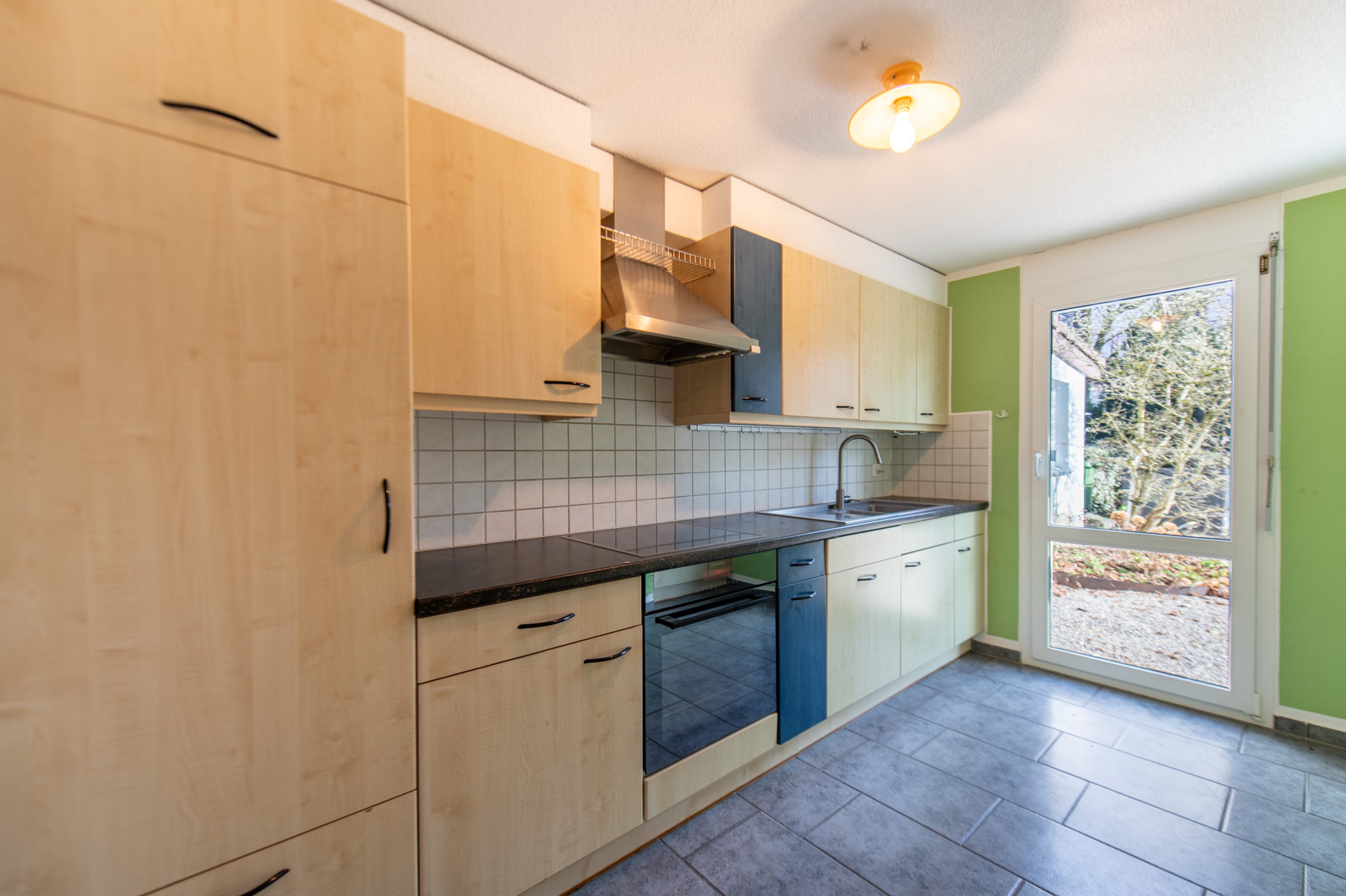 Ankommen und wohlfühlen: 6.5-Zimmer-Doppelhaushälfte in familienfreundlicher Wohnlage - 4