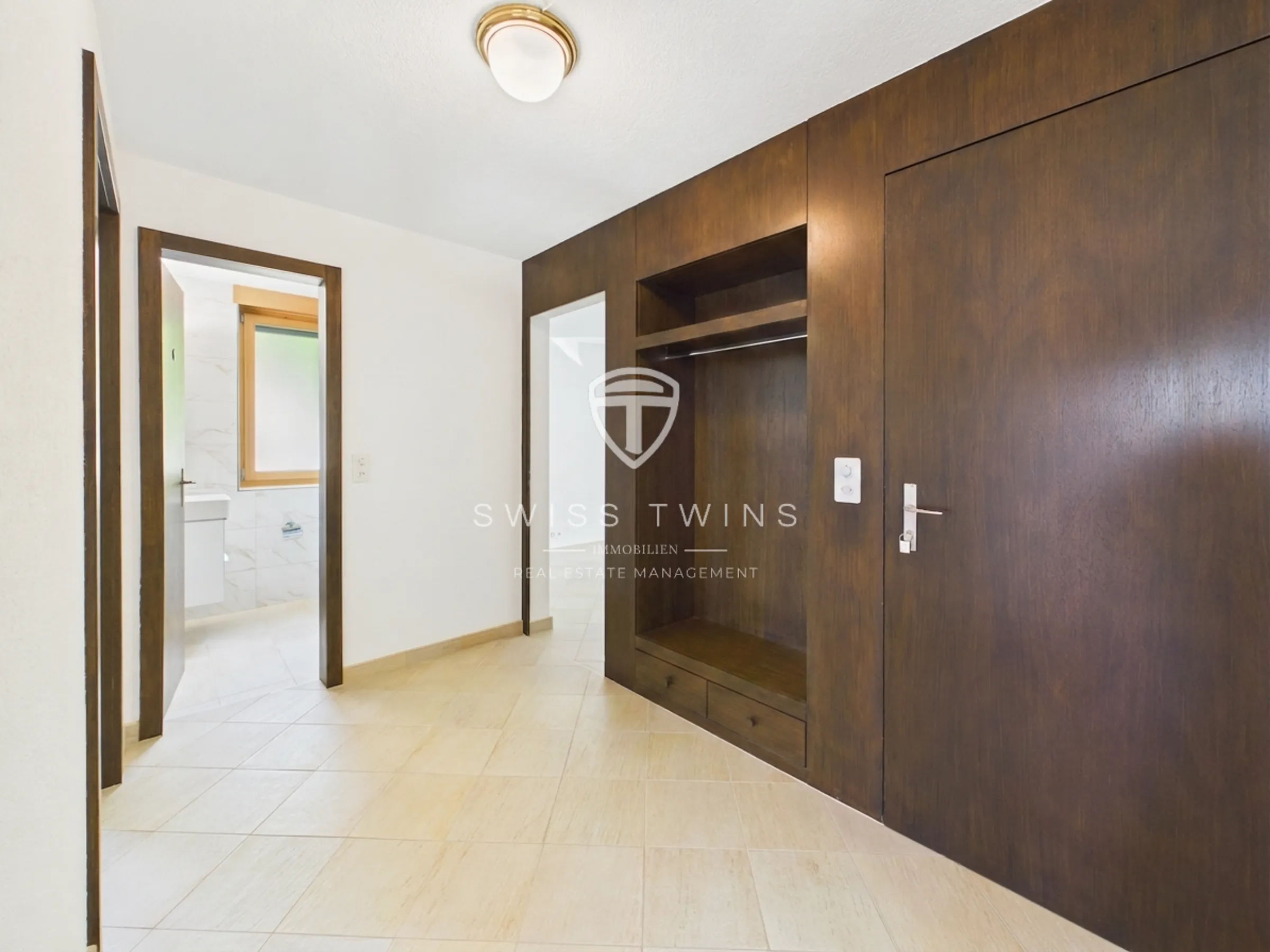 6.5-Zi. Wohnung mit 180 m² Terrasse in Stallikon - 4