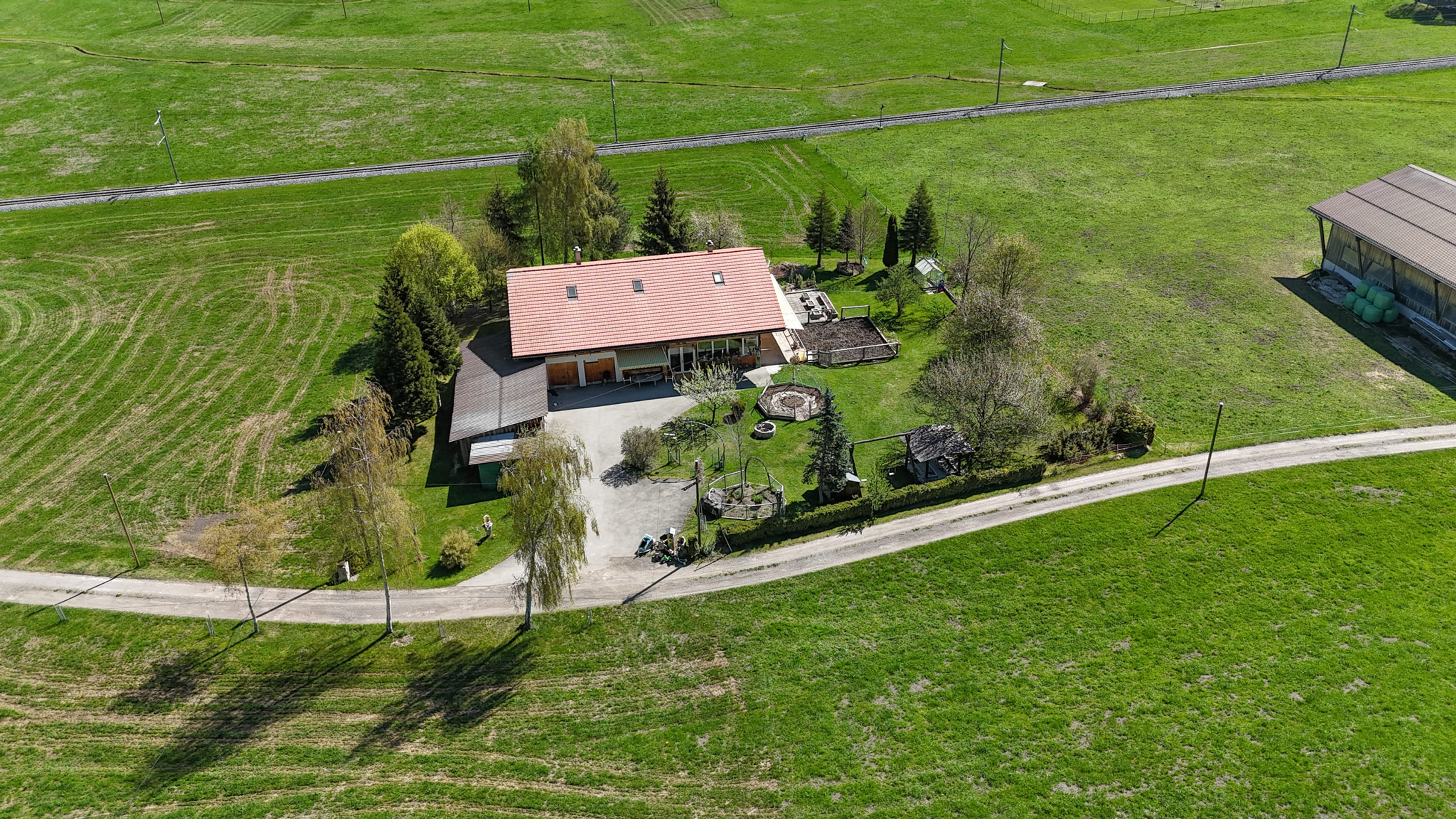 Raum, Ruhe und Natur pur – Grosszügiges Wohnglück mit Alpenpanorama - 31