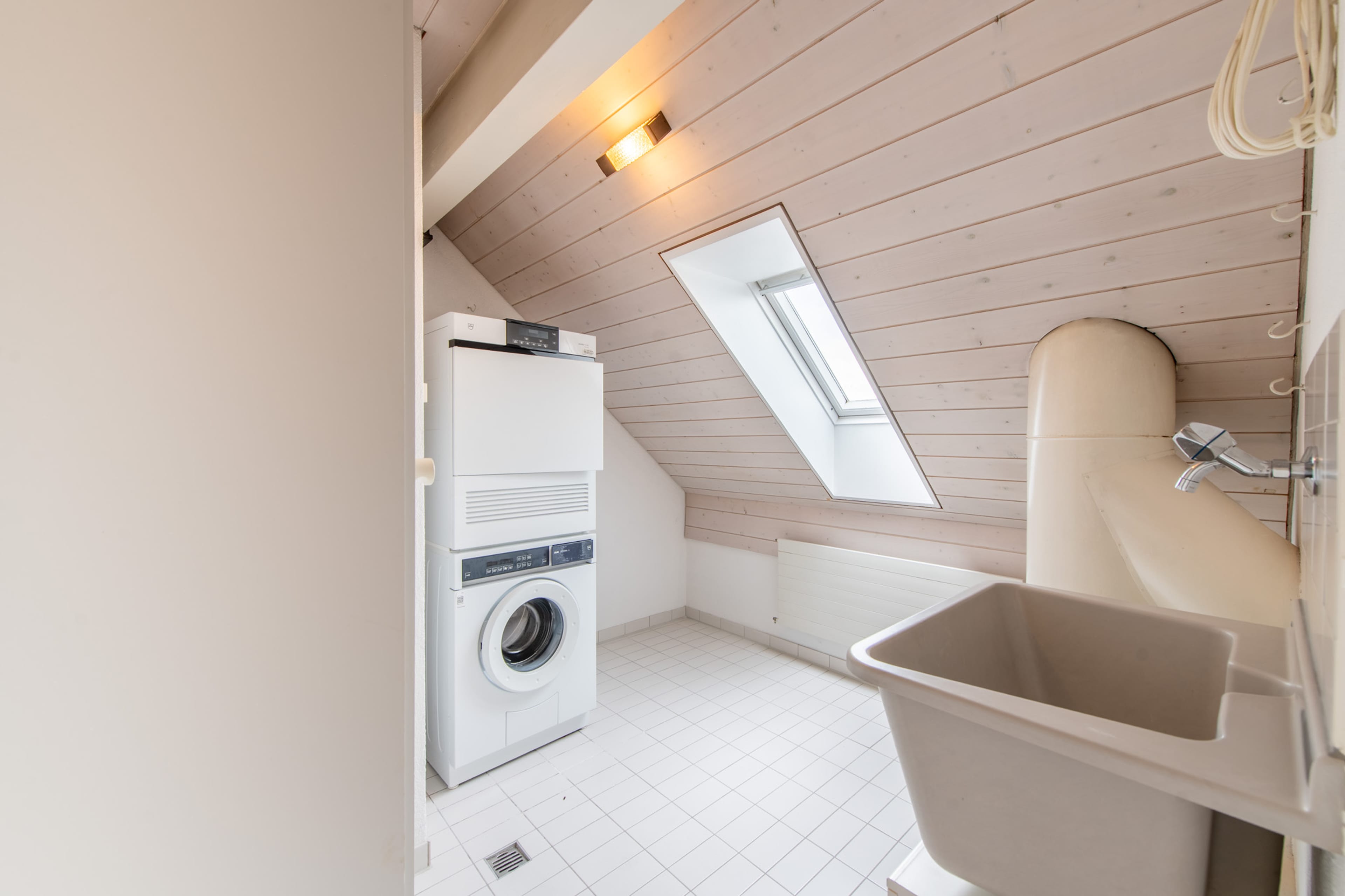 Duplexwohnung mit gemütlichem Cheminée & eigener Waschmaschine - 13