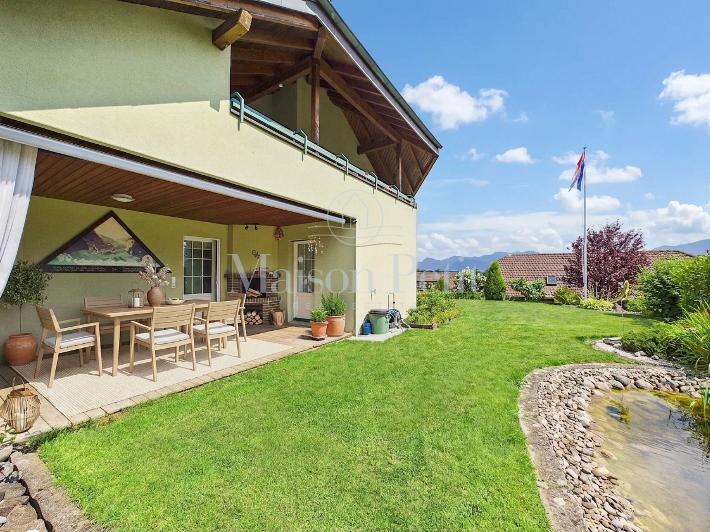 Das grandiosä Eifamiliehuus mit Garten, unverbaubarer Aussicht und viel Platz isch ready für neue Besitzer - 24