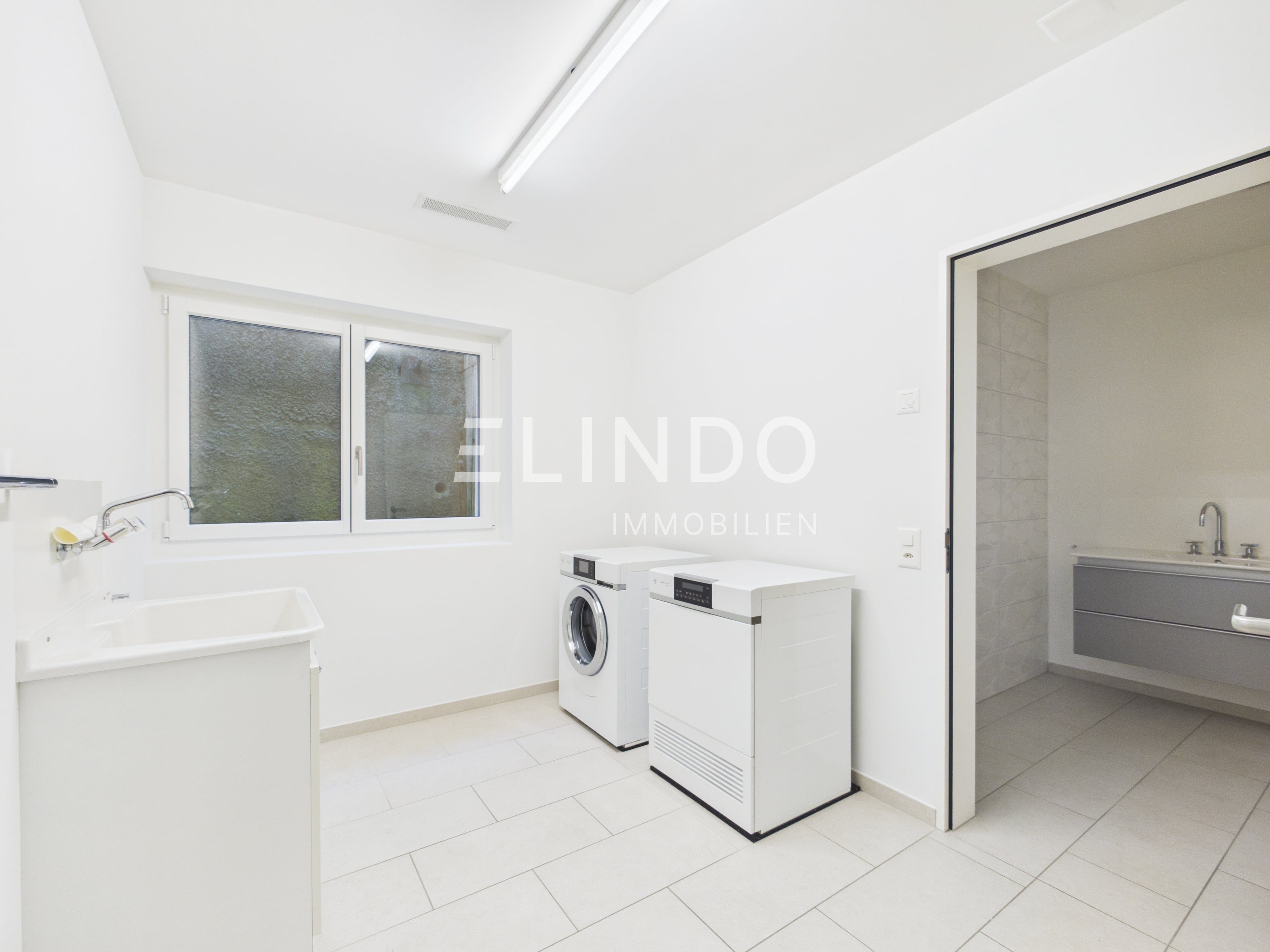 Lichtvolle 5.5-Zimmer-Maisonette mit Terrasse in Maur mieten - Bild 18