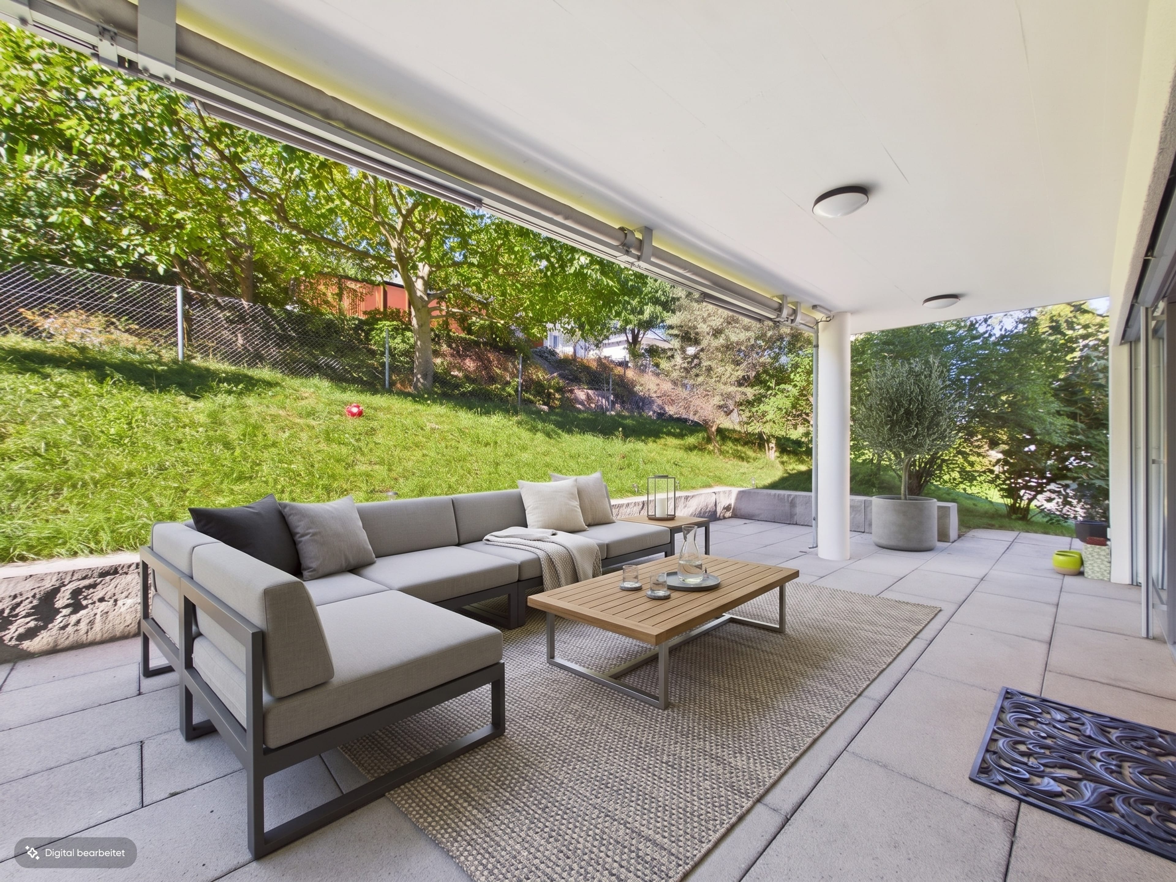 Lichtvolle 5.5-Zimmer-Maisonette mit Terrasse in Maur mieten - 1