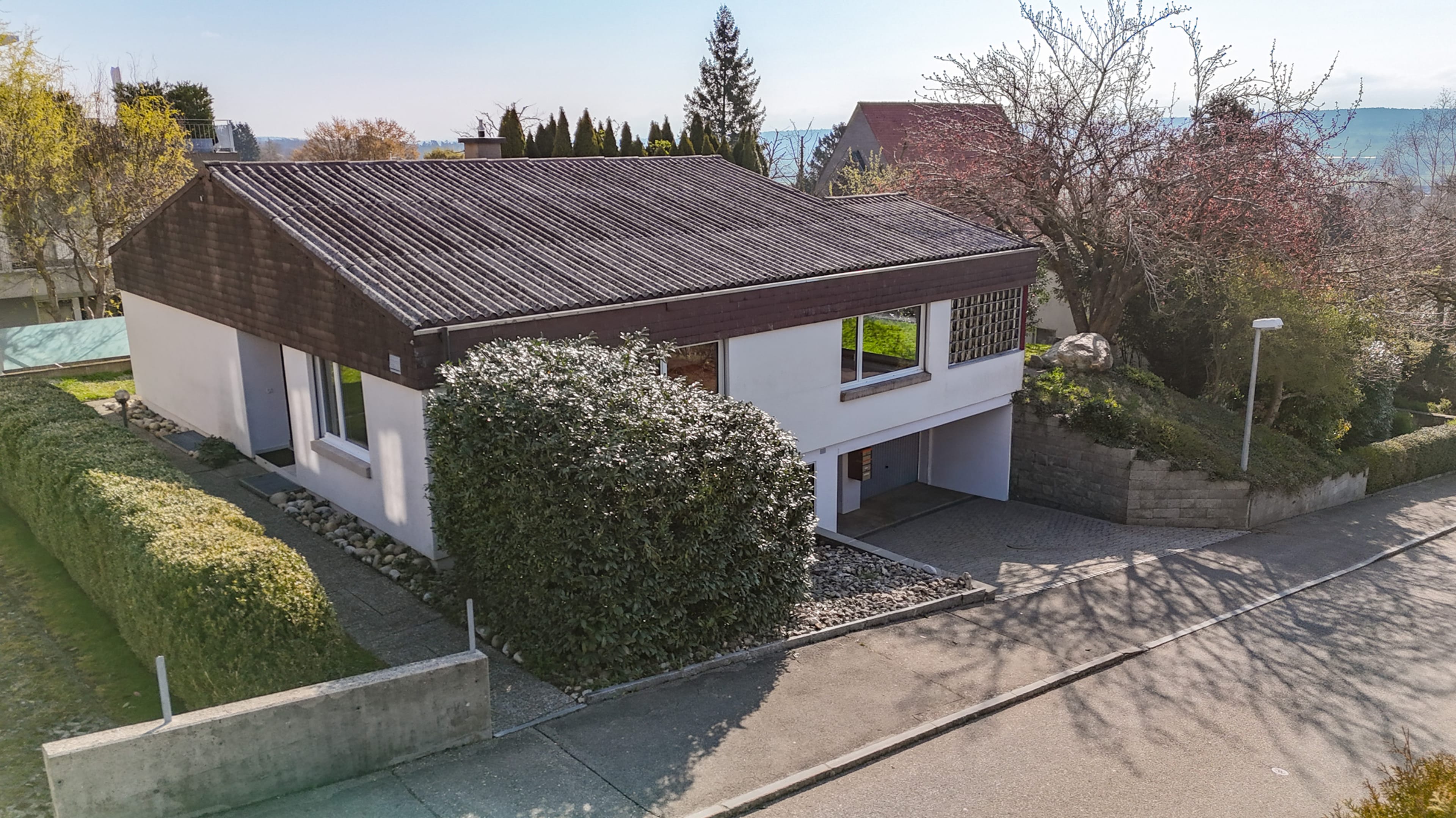 Raum für Ideen: Grosszügiges Einfamilienhaus auf zwei Etagen - 19