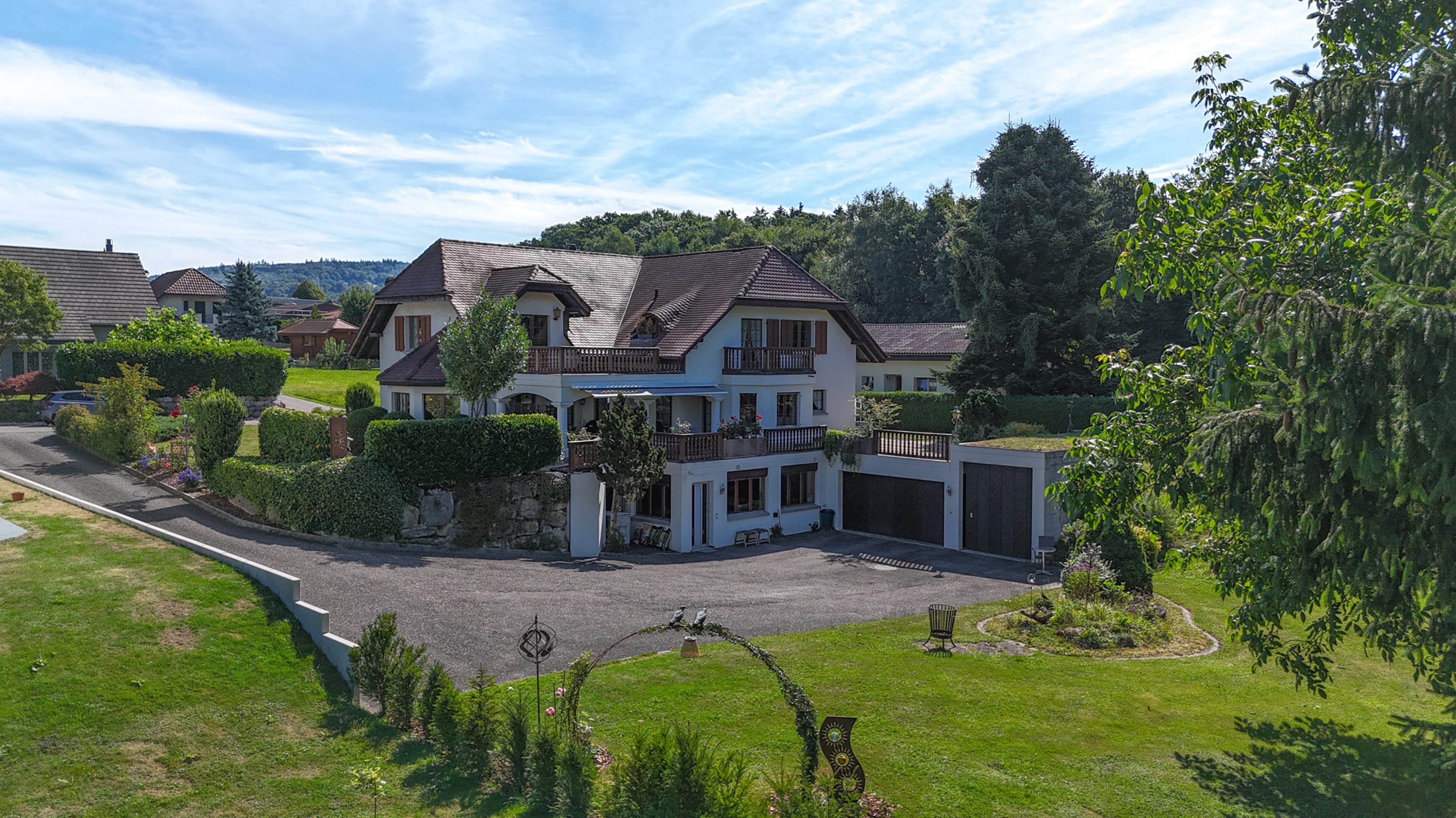 Nachhaltig wohnen & vielseitig nutzen - grosszügiges Einfamilienhaus mit 2'000 m² Grundstück - 36