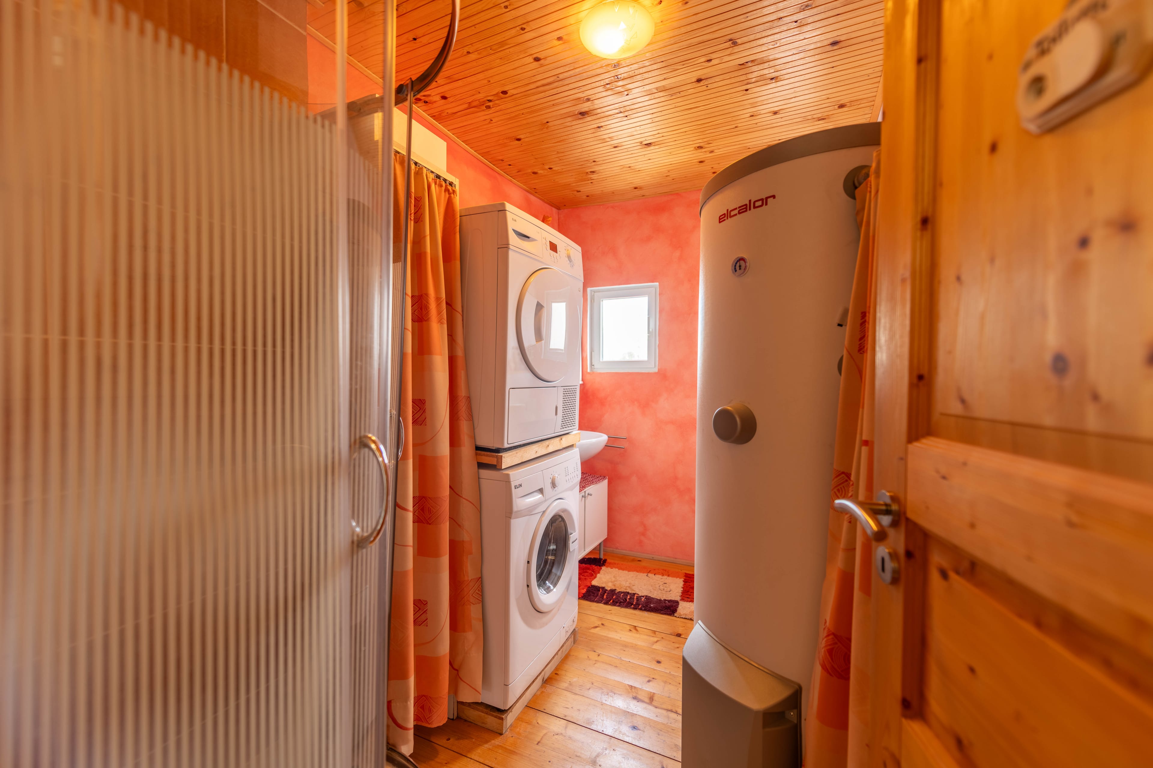Zentrale Lage – Mehrfamilienhaus mit 4 Wohneinheiten - Bild 6