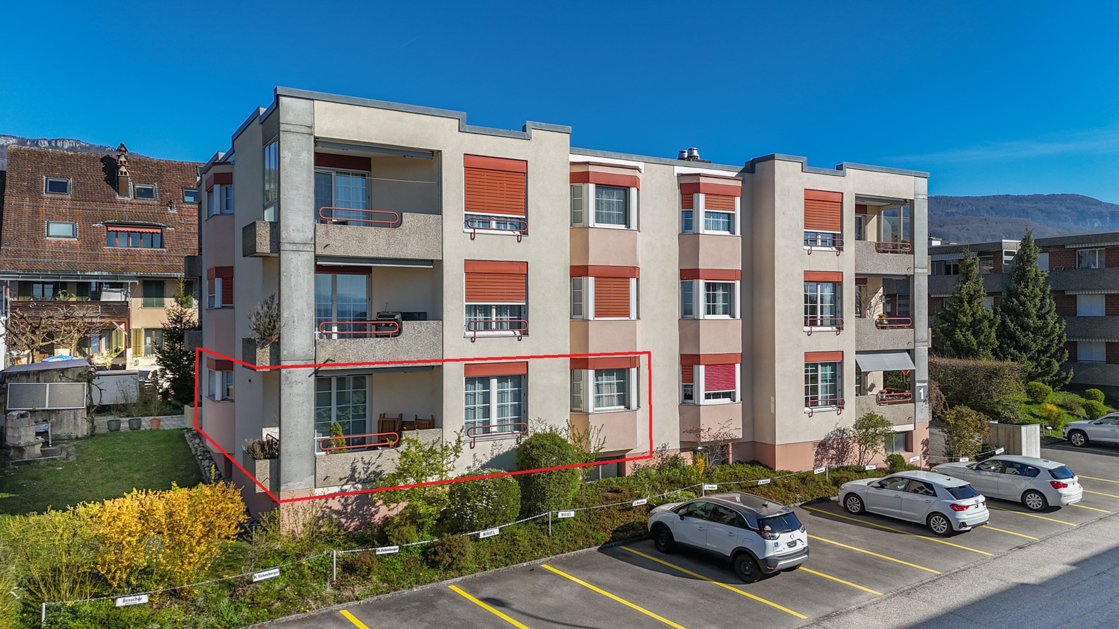 Attraktive Hochparterre-Wohnung mit Cheminée und viel Stauraum - 15