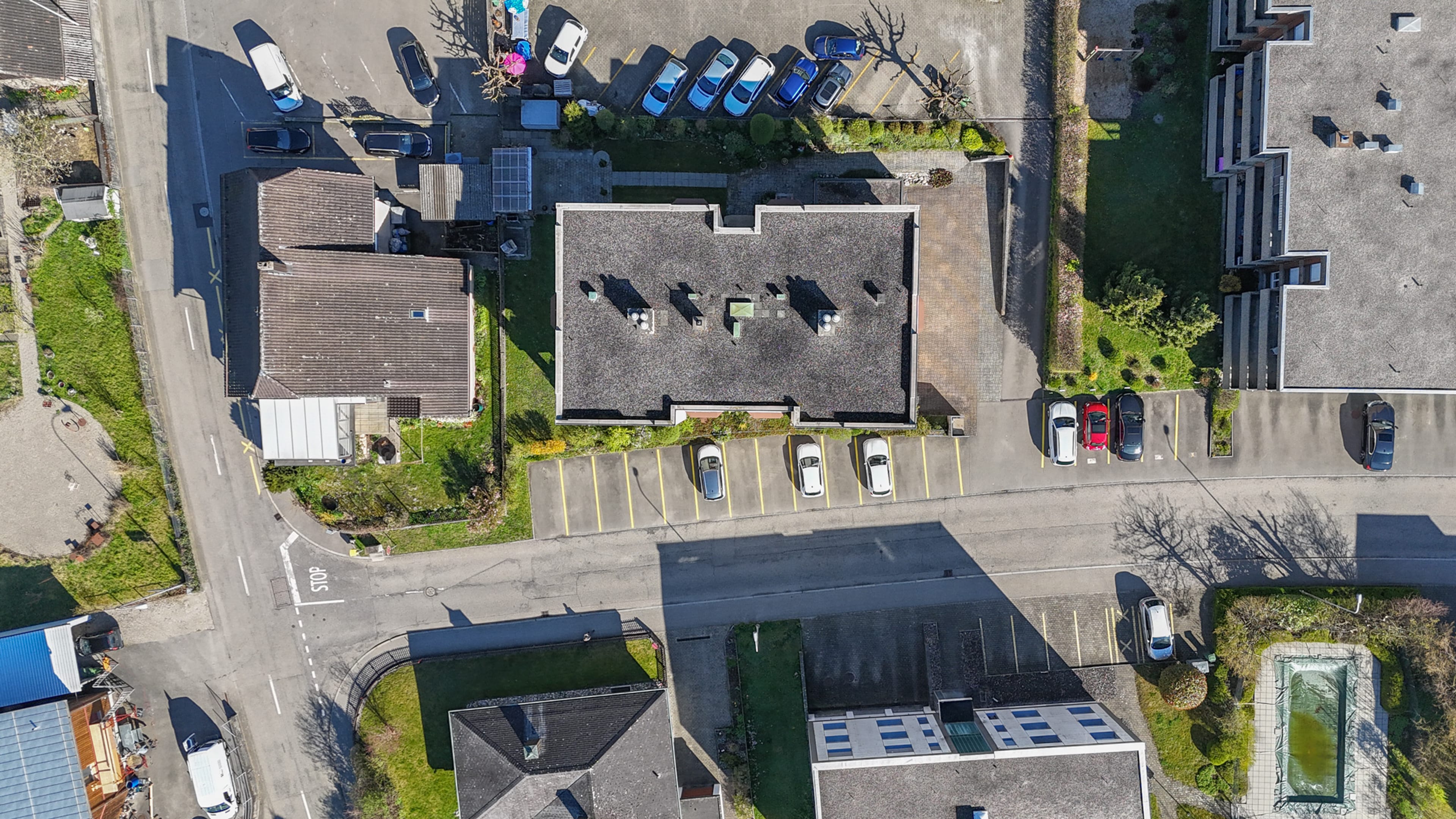 Attraktive Hochparterre-Wohnung mit Cheminée und viel Stauraum - 18