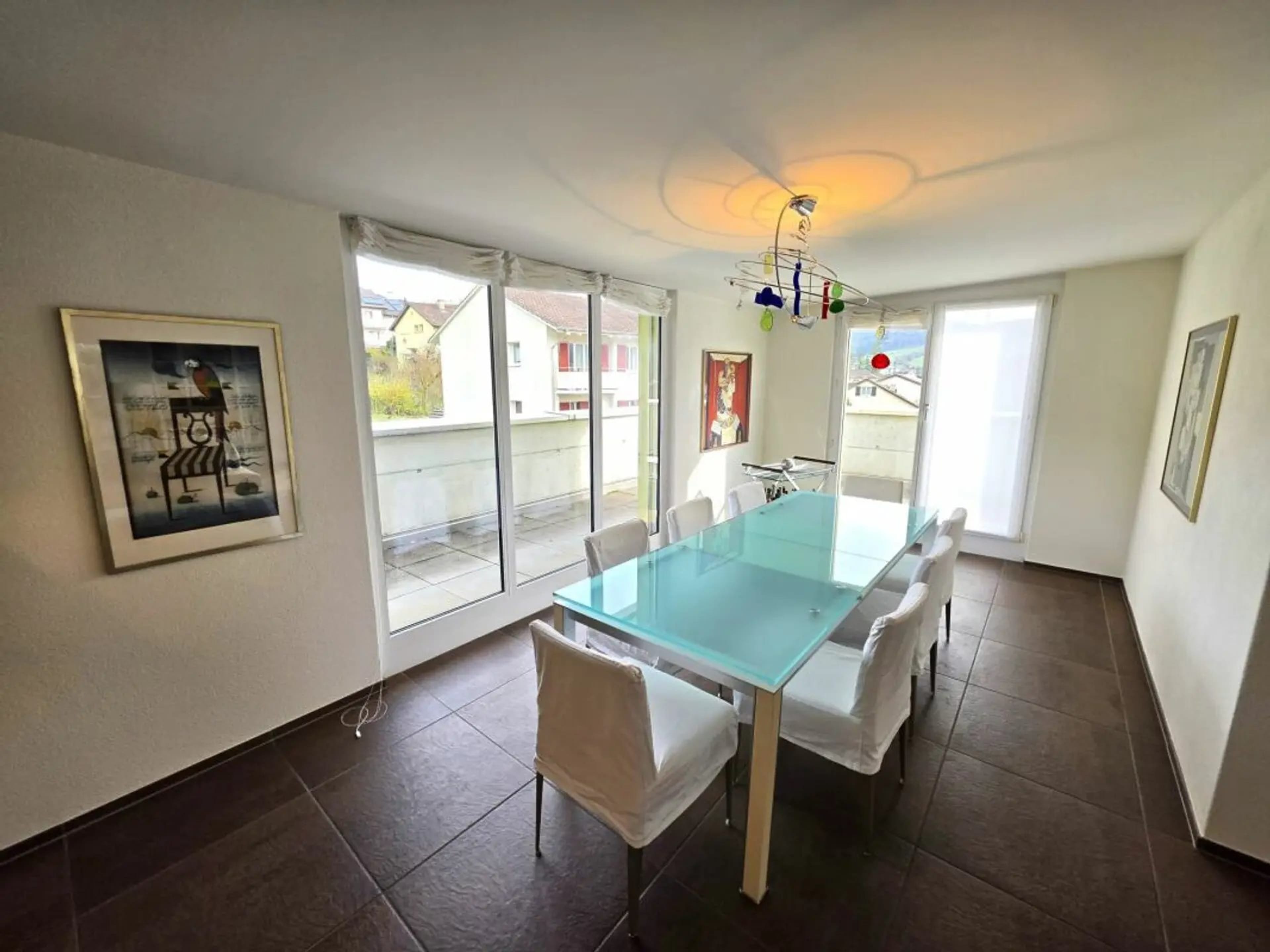 Lichtdurchflutete 5.5-Zimmer-Attika mit 119 m² Terrasse, Gelterkinden - Bild 3