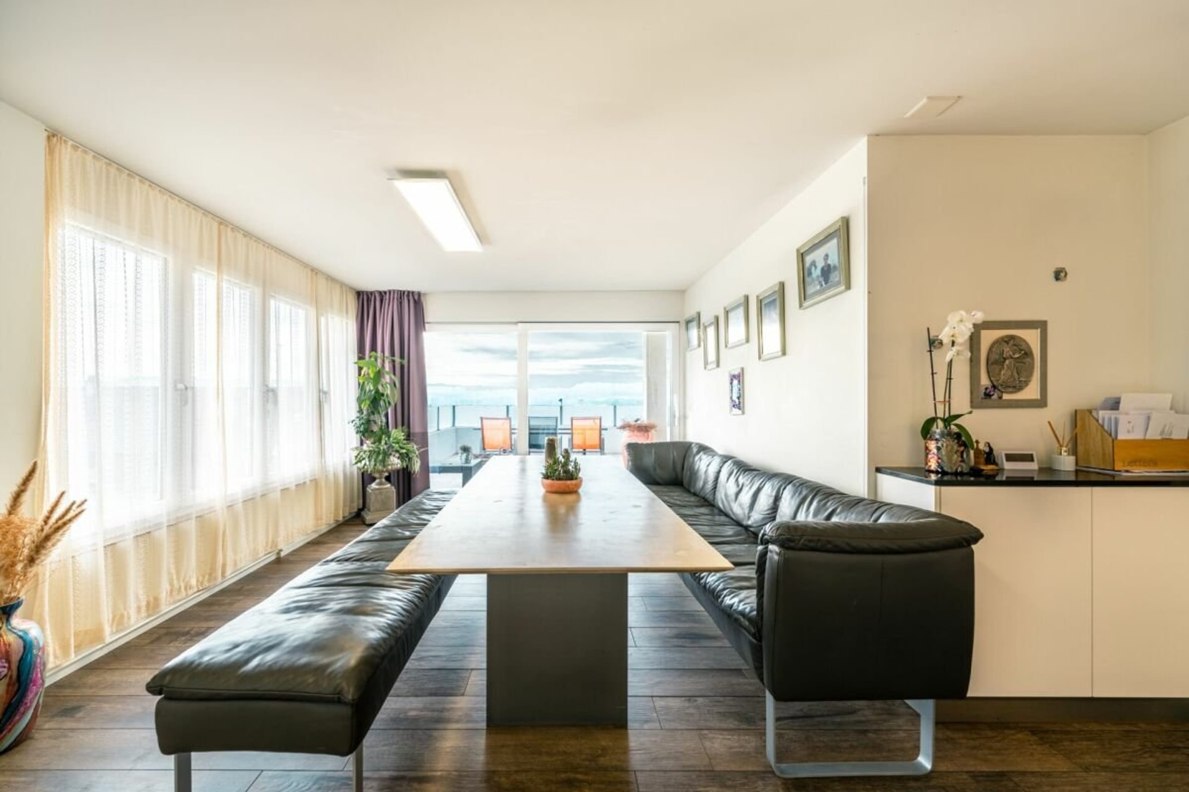 Grosszügiges 6.5-Zimmer Einfamilienhaus mit Einliegerwohnung - modernisiert - Bild 4