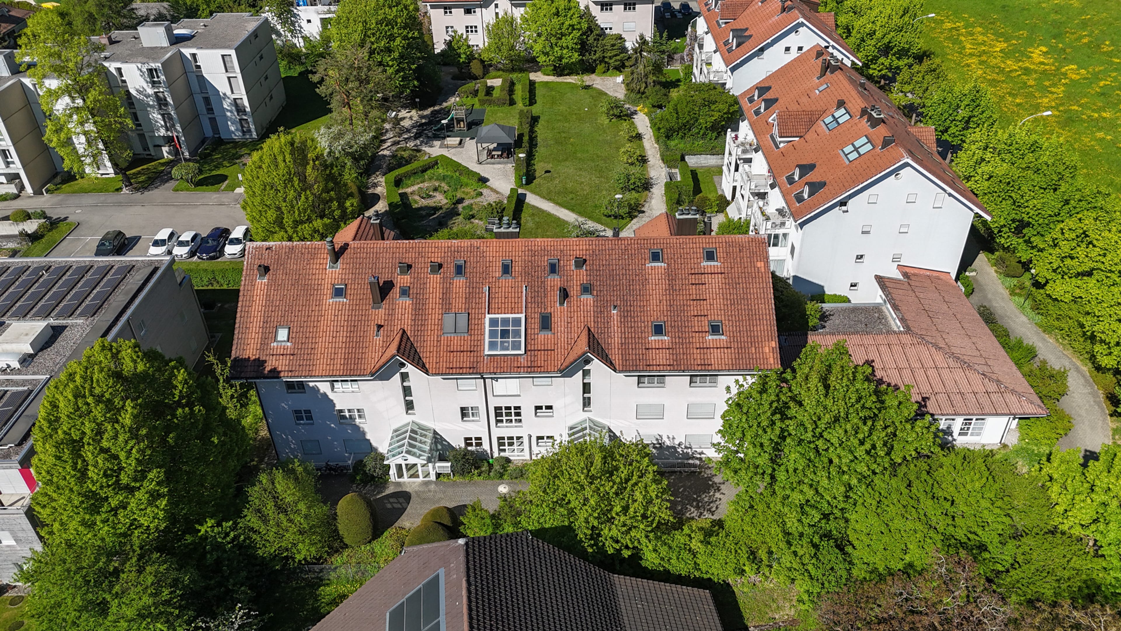 Attraktive Gartenwohnung mit Cheminée und privatem Gartenanteil - 21