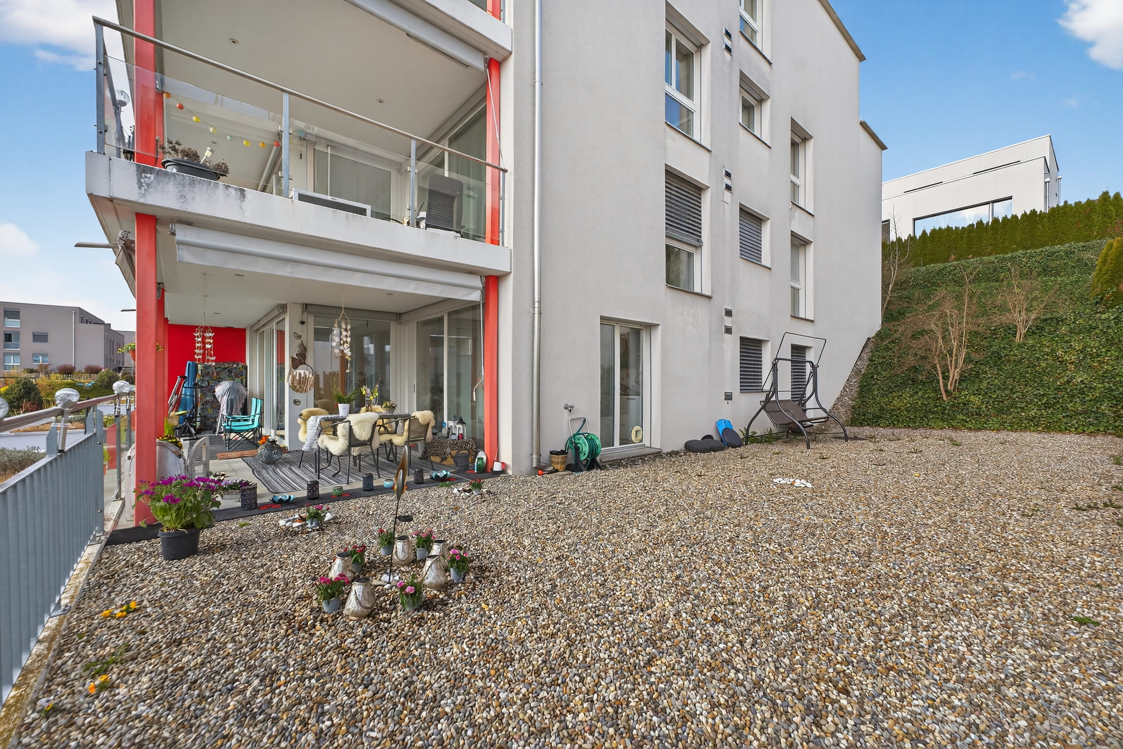 Sonnige 3.5-Zimmer-Gartenwohnung mit Balkon und grossem Gartensitzplatz - 10