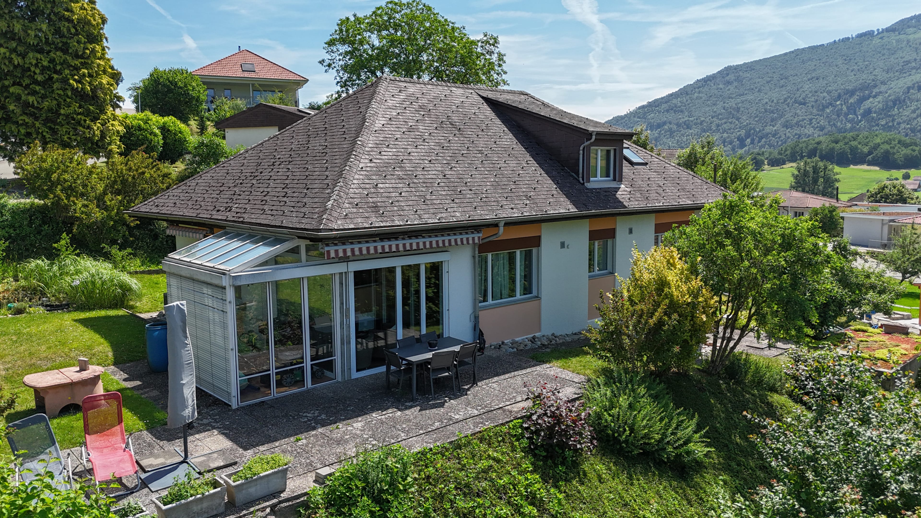 Viel Raum für Ihre Wohnideen – Freistehendes Einfamilienhaus mit Weitblick - 28