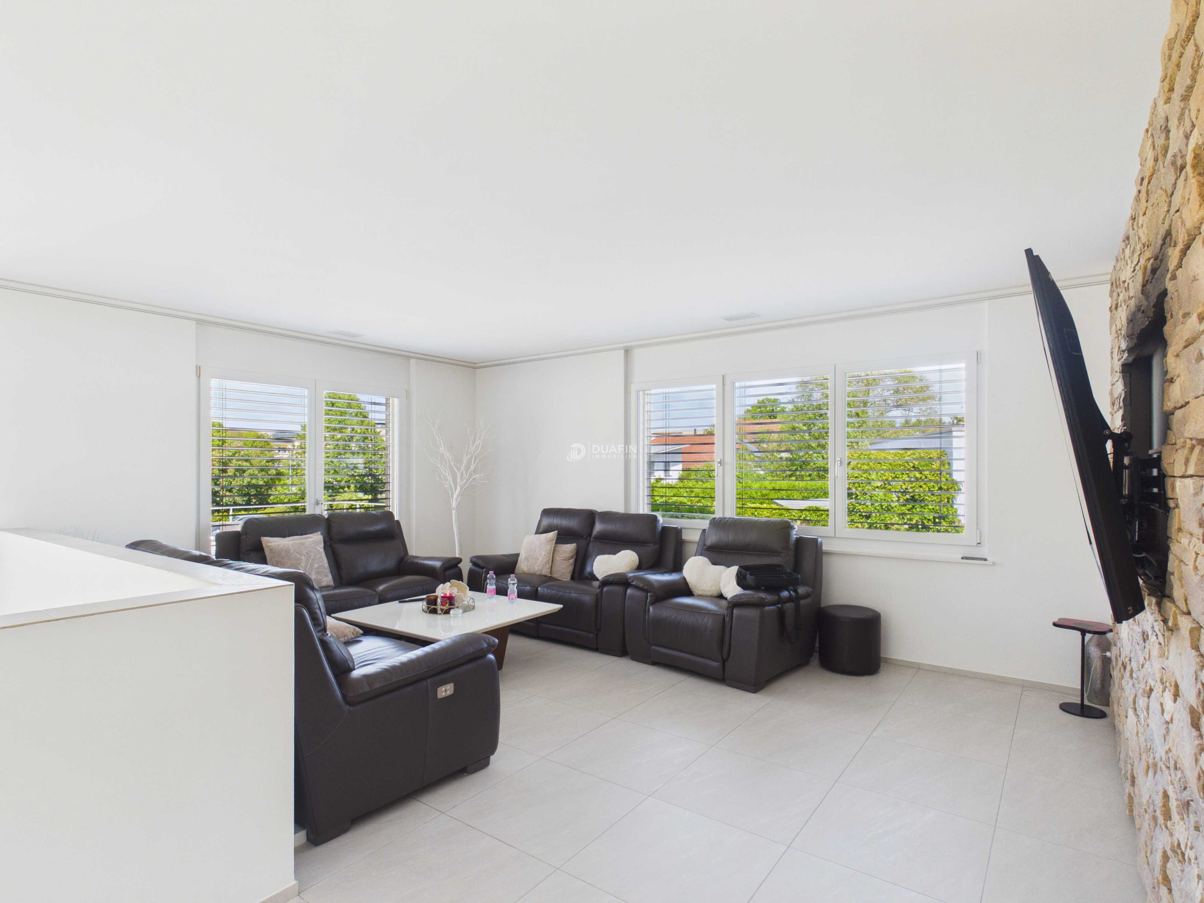 5.5-Zimmer-EFH mit Garten - modern und zentral in Stetten - Bild 4