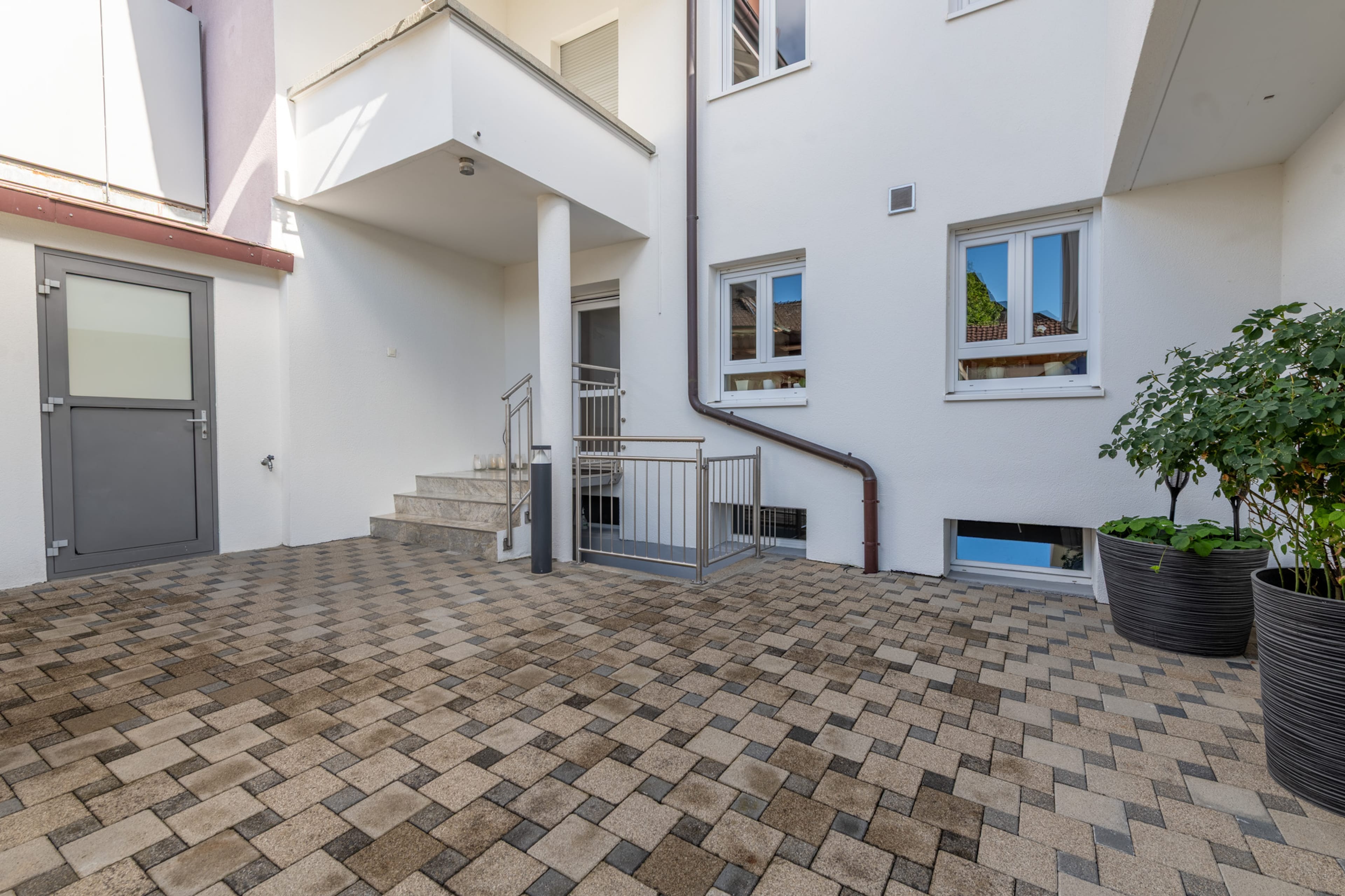 Ein Zuhause zum Wohlfühlen: Stilvoll wohnen mit viel Platz - 24