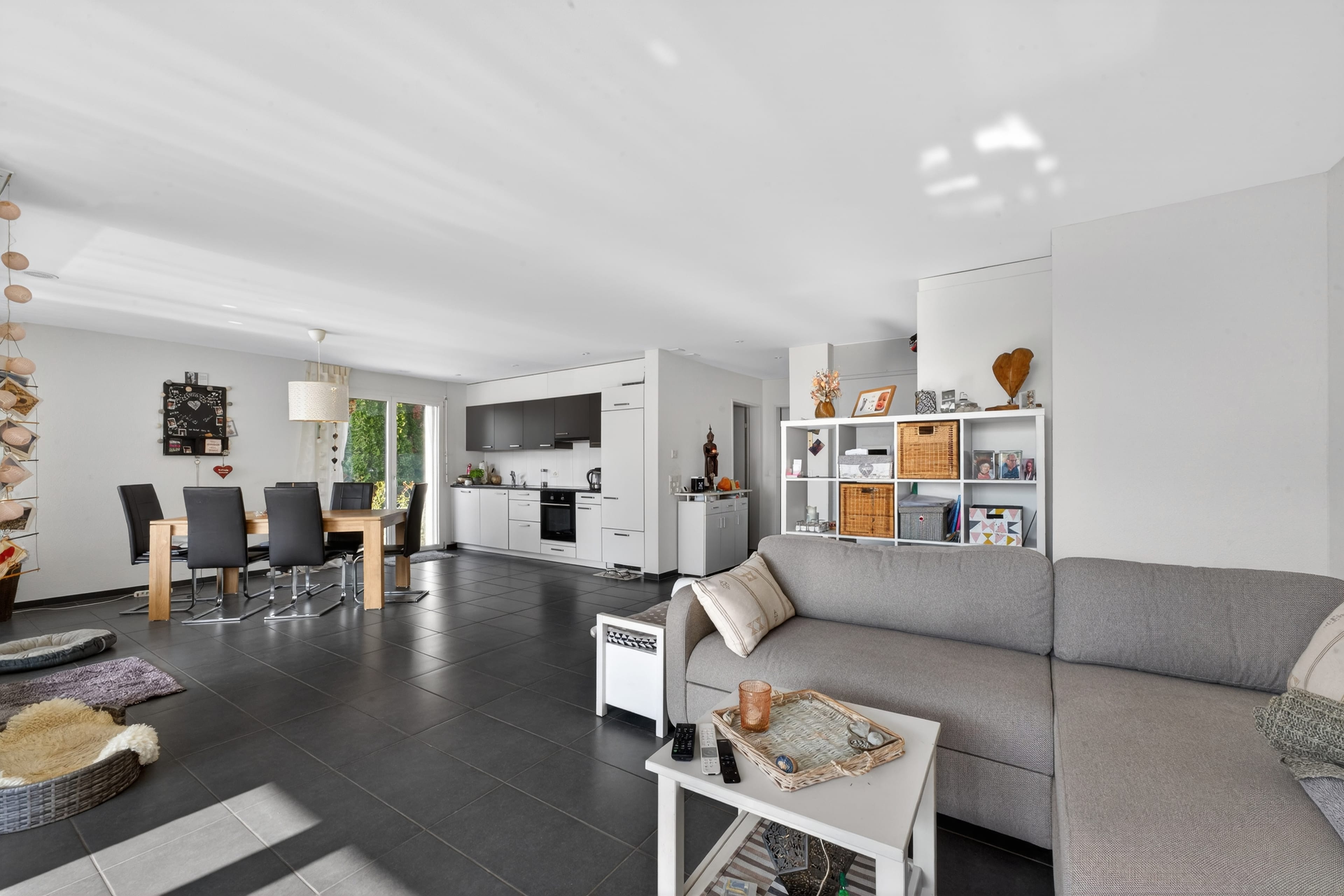 2.5-Zimmer-Gartenwohnung mit Balkon und grosszügigem Gartensitzplatz - 3