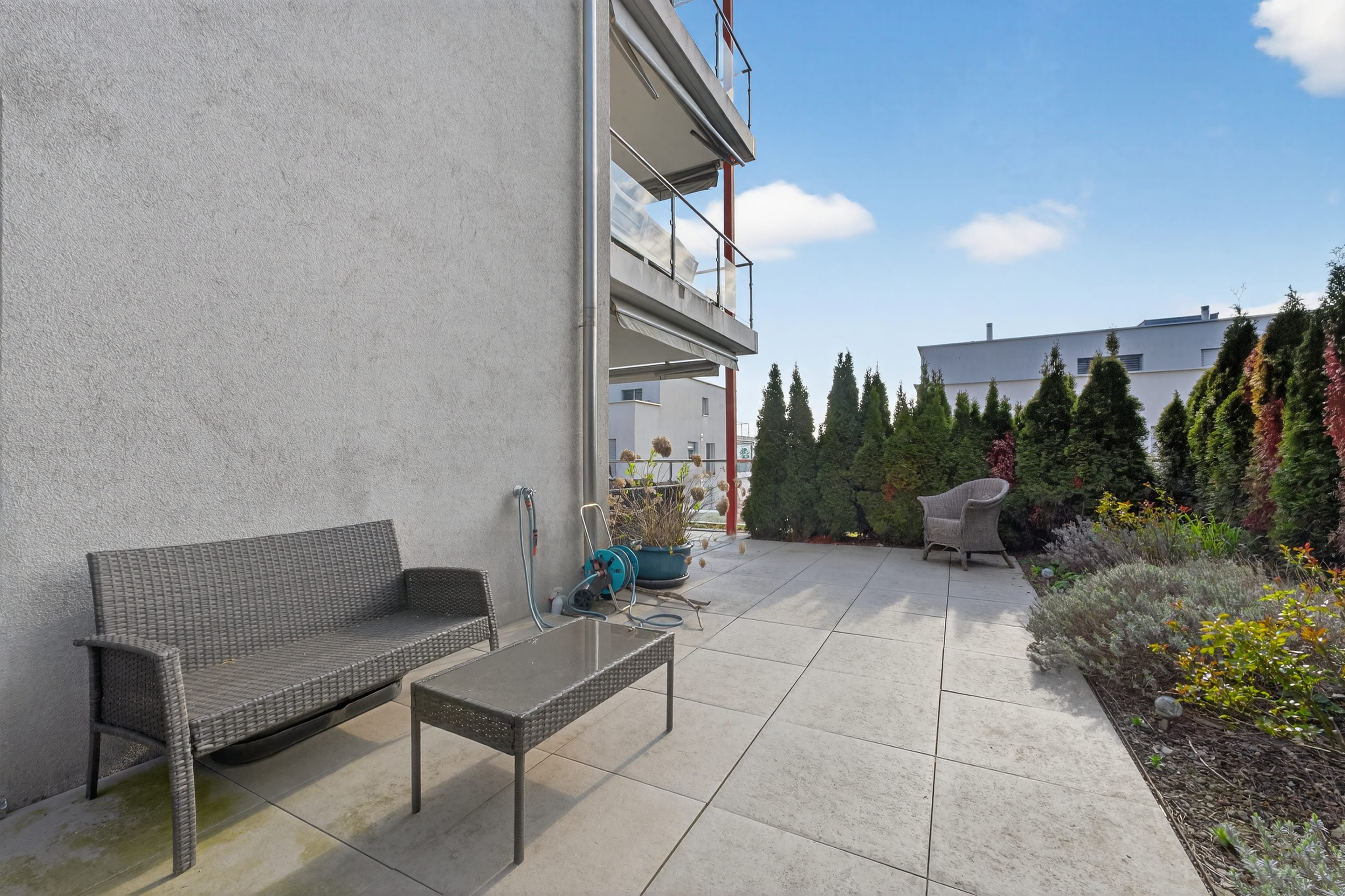 2.5-Zimmer-Gartenwohnung mit Balkon und grosszügigem Gartensitzplatz - 8