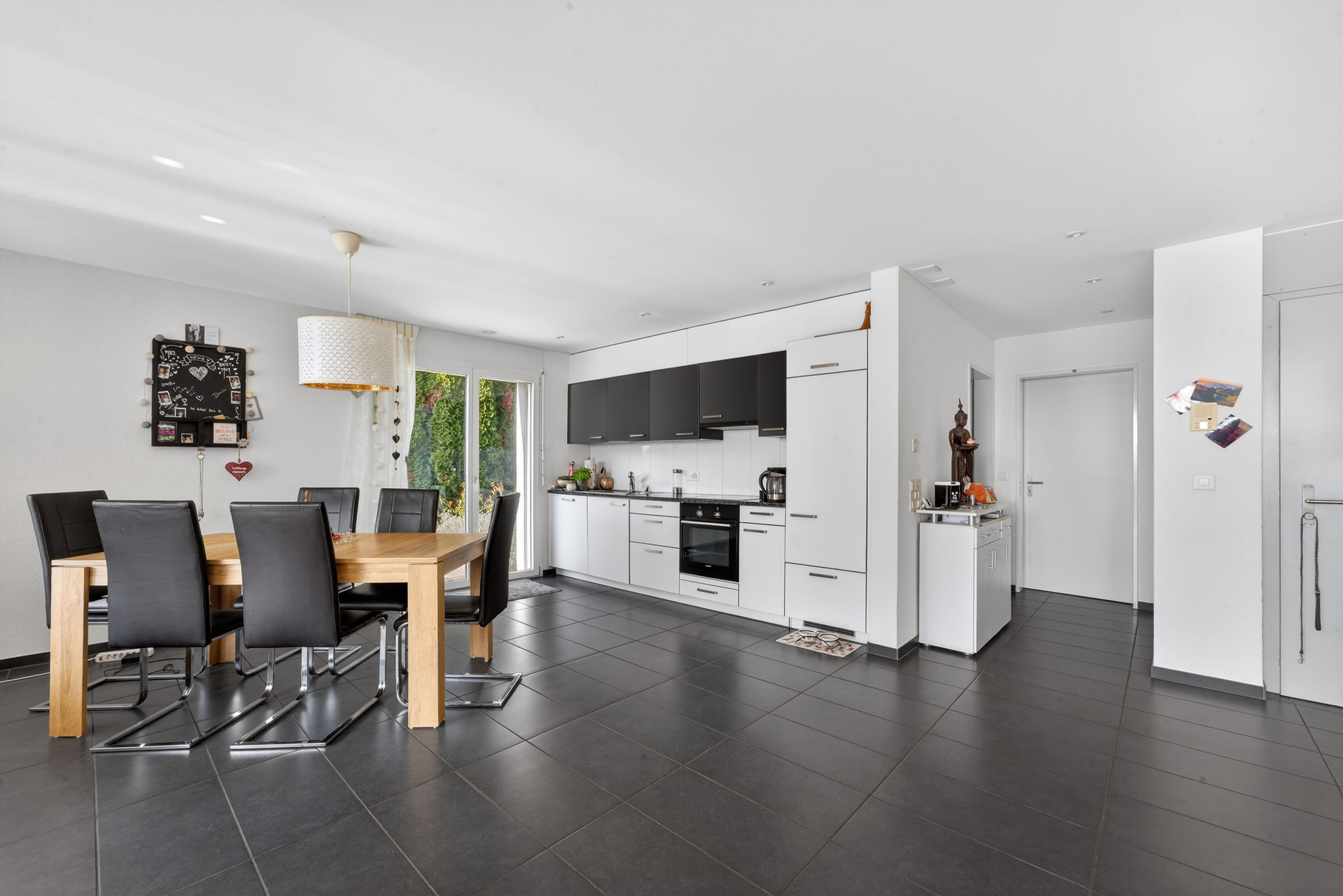 2.5-Zimmer-Gartenwohnung mit Balkon und grosszügigem Gartensitzplatz - 14