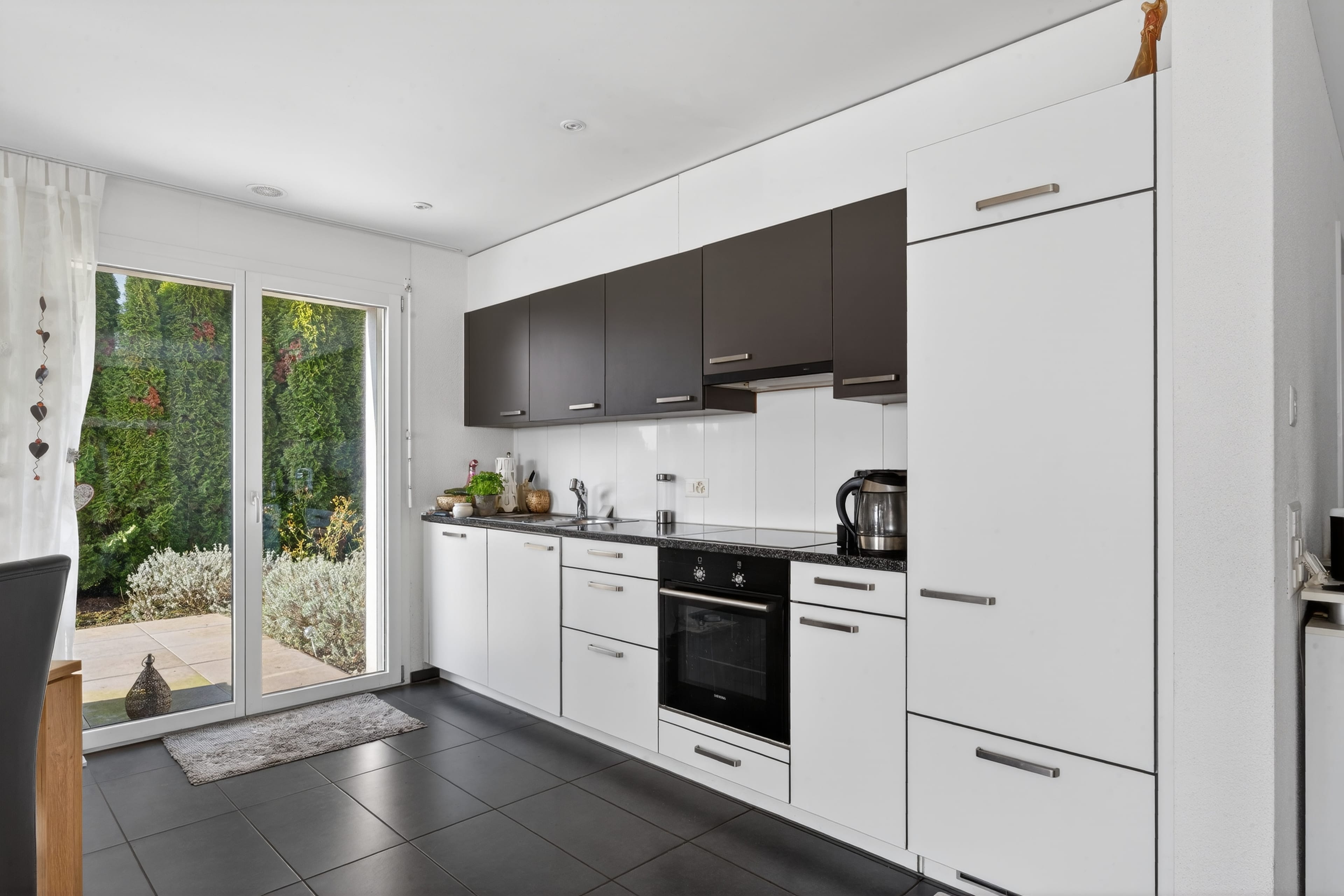 2.5-Zimmer-Gartenwohnung mit Balkon und grosszügigem Gartensitzplatz - 17