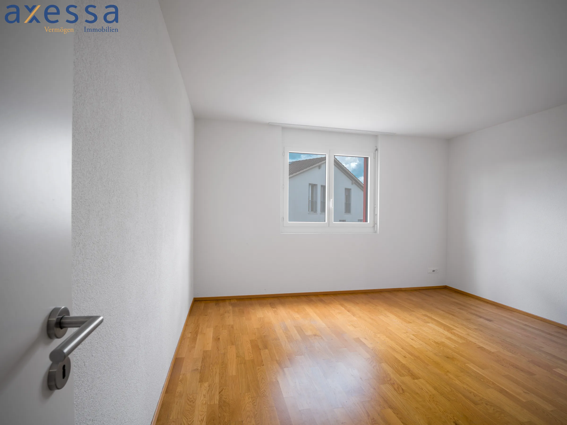 4.5 Zimmerwohnung im Obergeschoss mit Südbalkon in Fischbach-Göslikon - 22