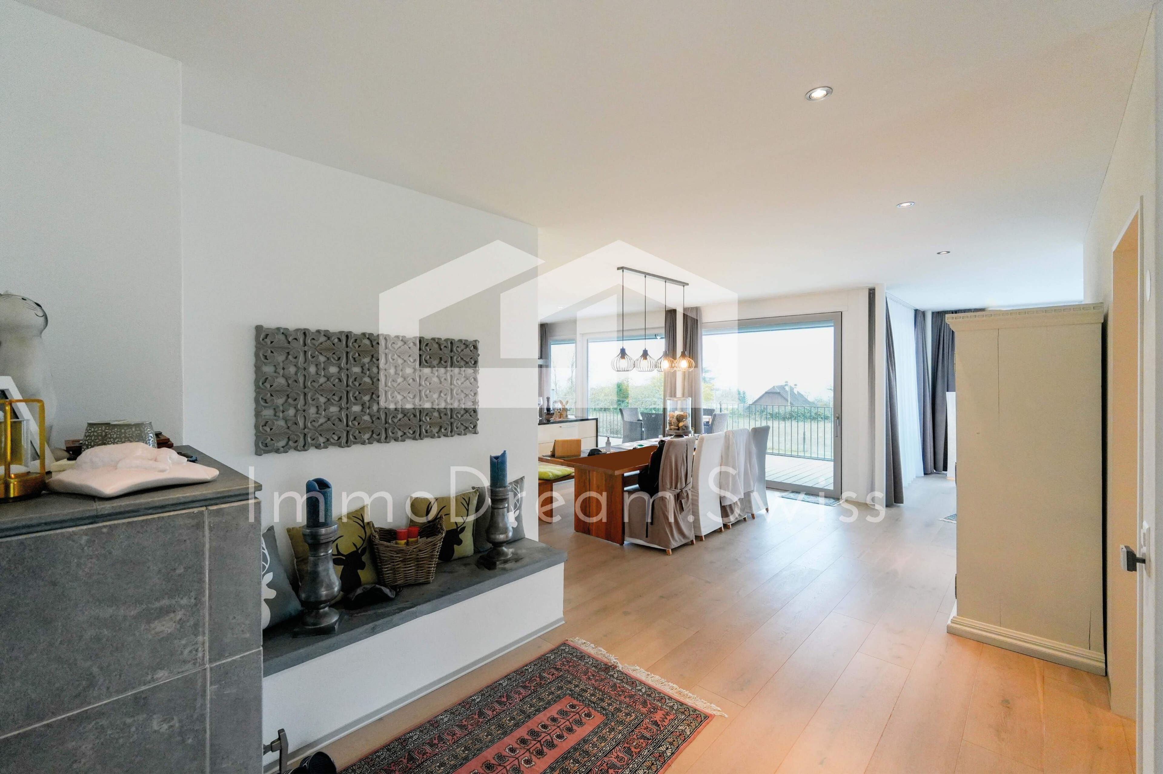 Modern designte, sowie grosszügige 5 Zi. Eigentumswohnung (2 FMH) - 13