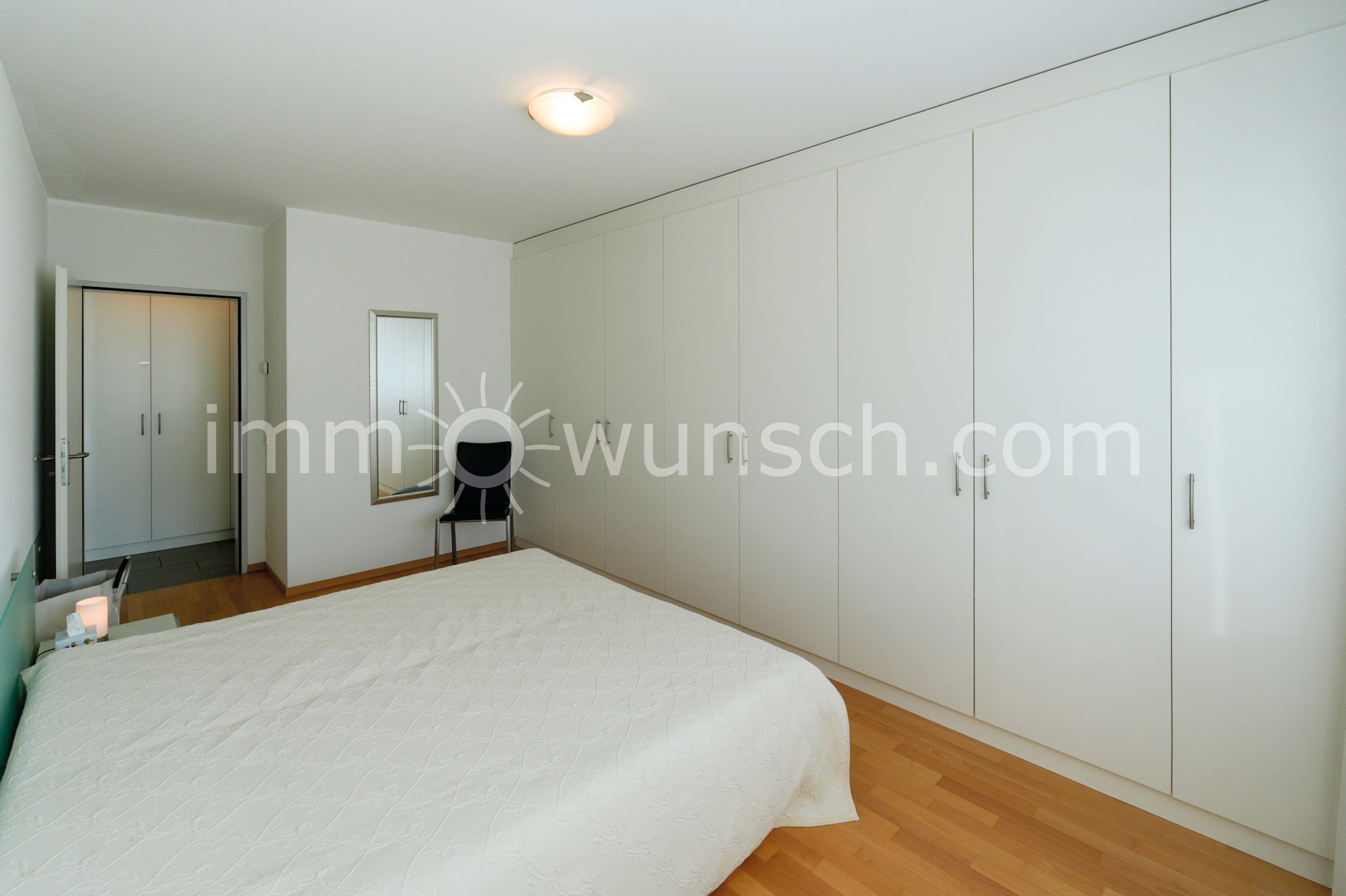 Charmante 2 ½ Zi. Eigentumswg., mit 2. Wohnsitzbewilligung - 8