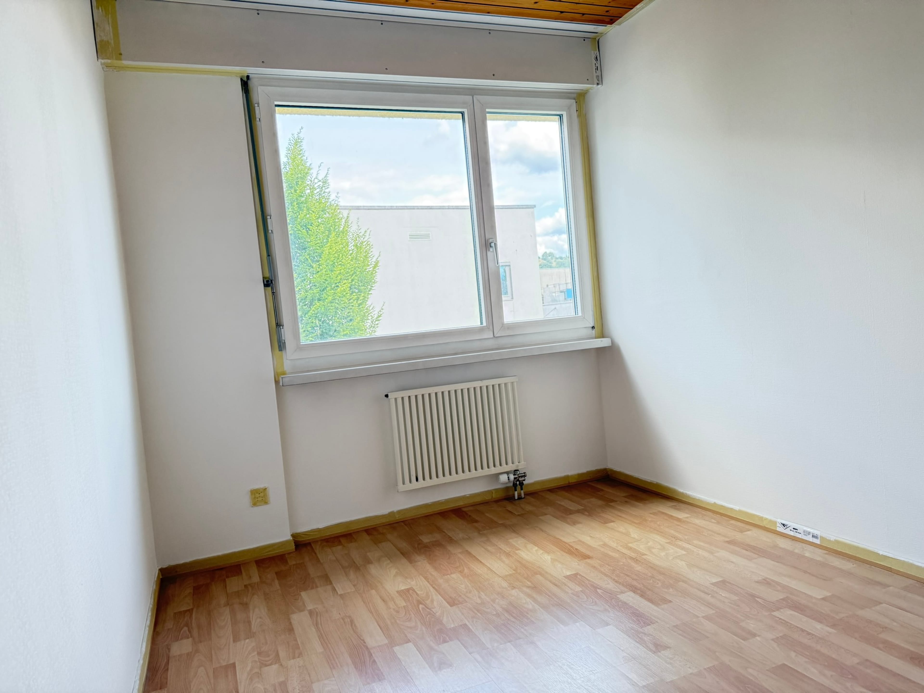  4.5-Zi.-Wohnung mit Balkon 2300 inkl. Nebenkosten - 4