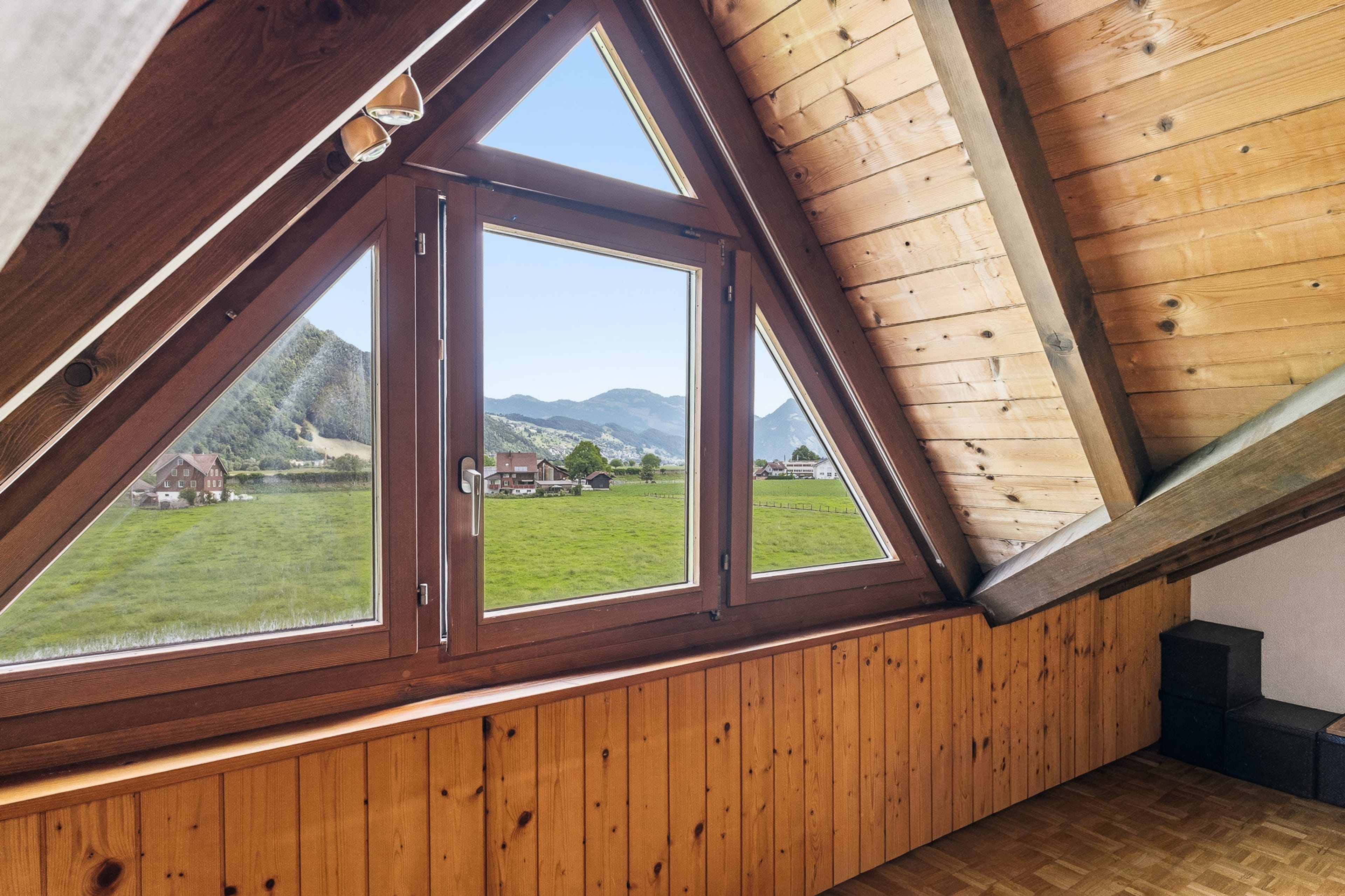 Stans: 6.5-Zimmer-Reiheneckhaus mit Weitsicht und Sonne - 28