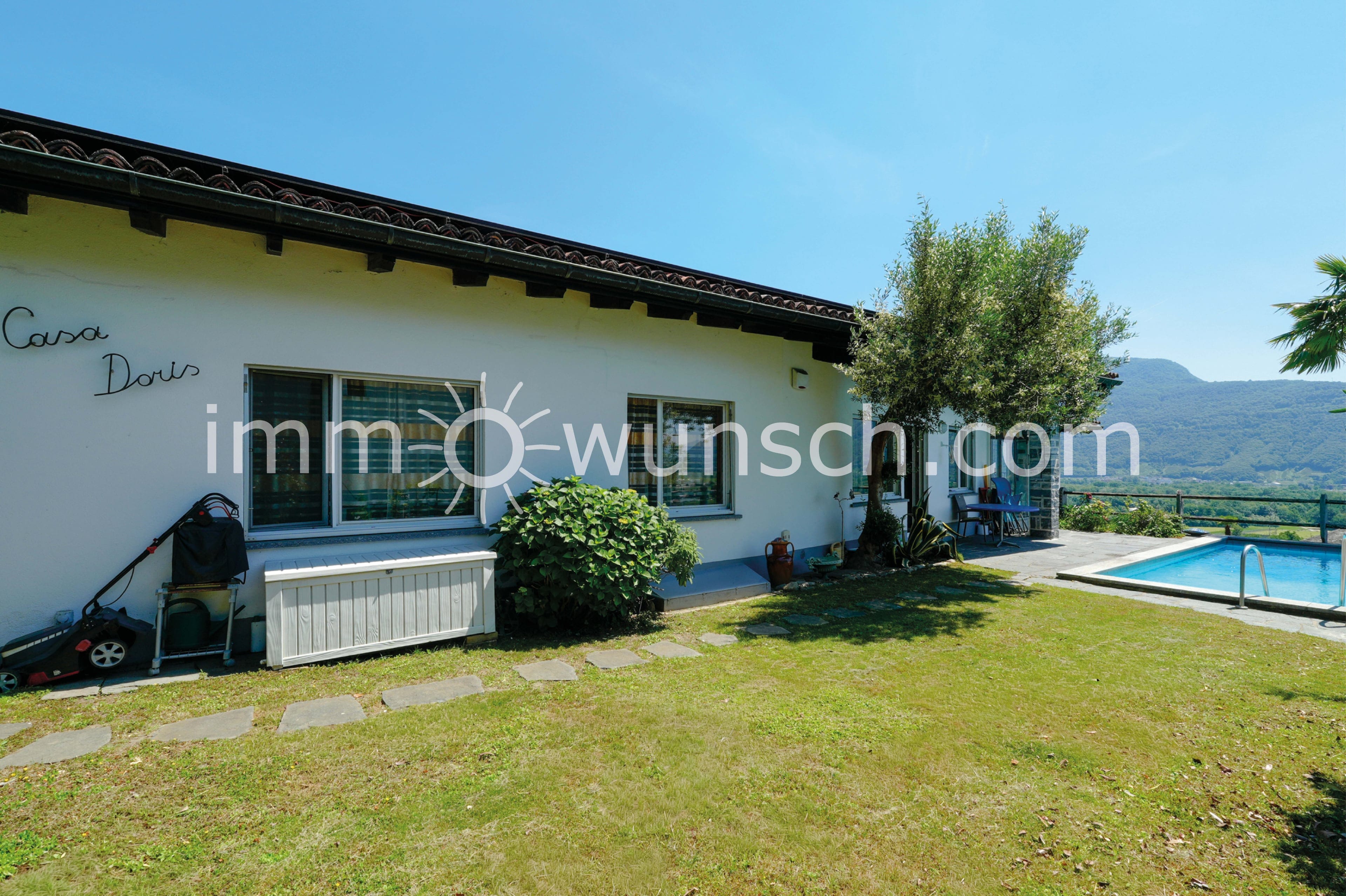 Ruhig gelegenes und gepflegtes 5 ½ Zi. Einfamilienhaus, mit Pool - Bild 3