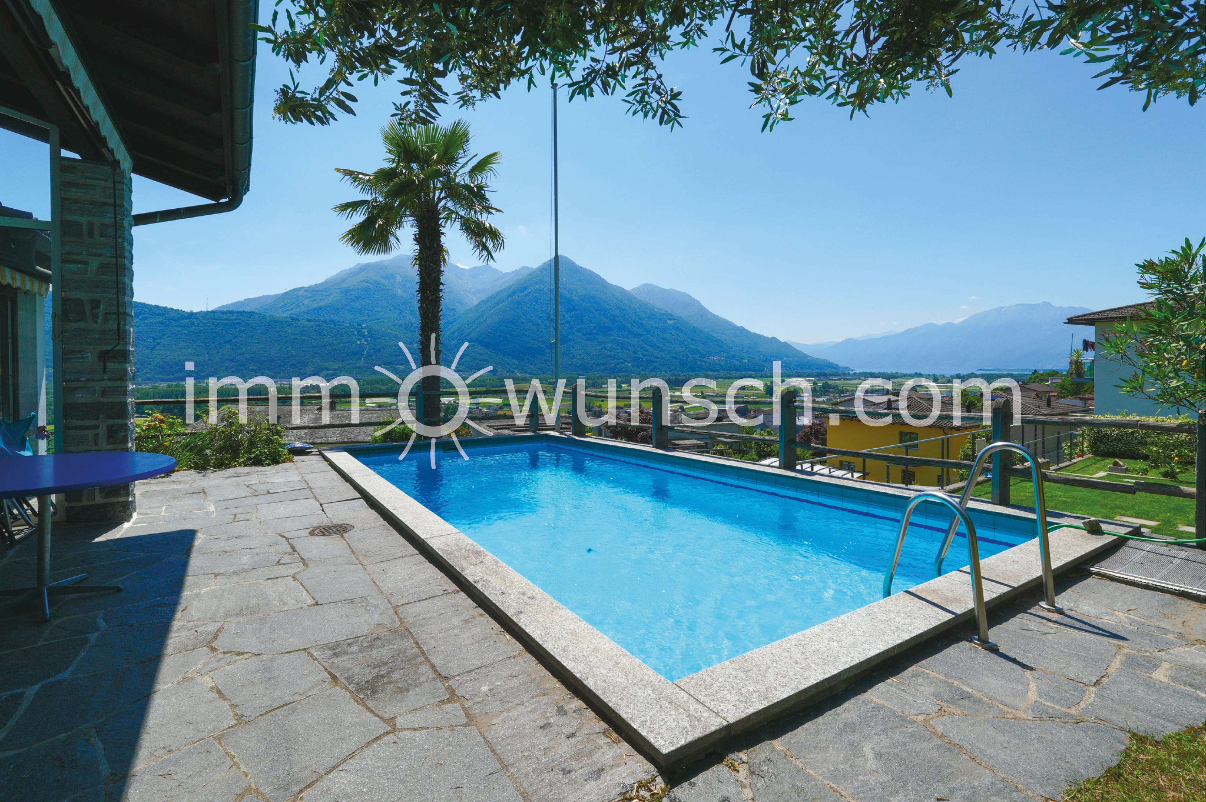 Ruhig gelegenes und gepflegtes 5 ½ Zi. Einfamilienhaus, mit Pool - Bild 2