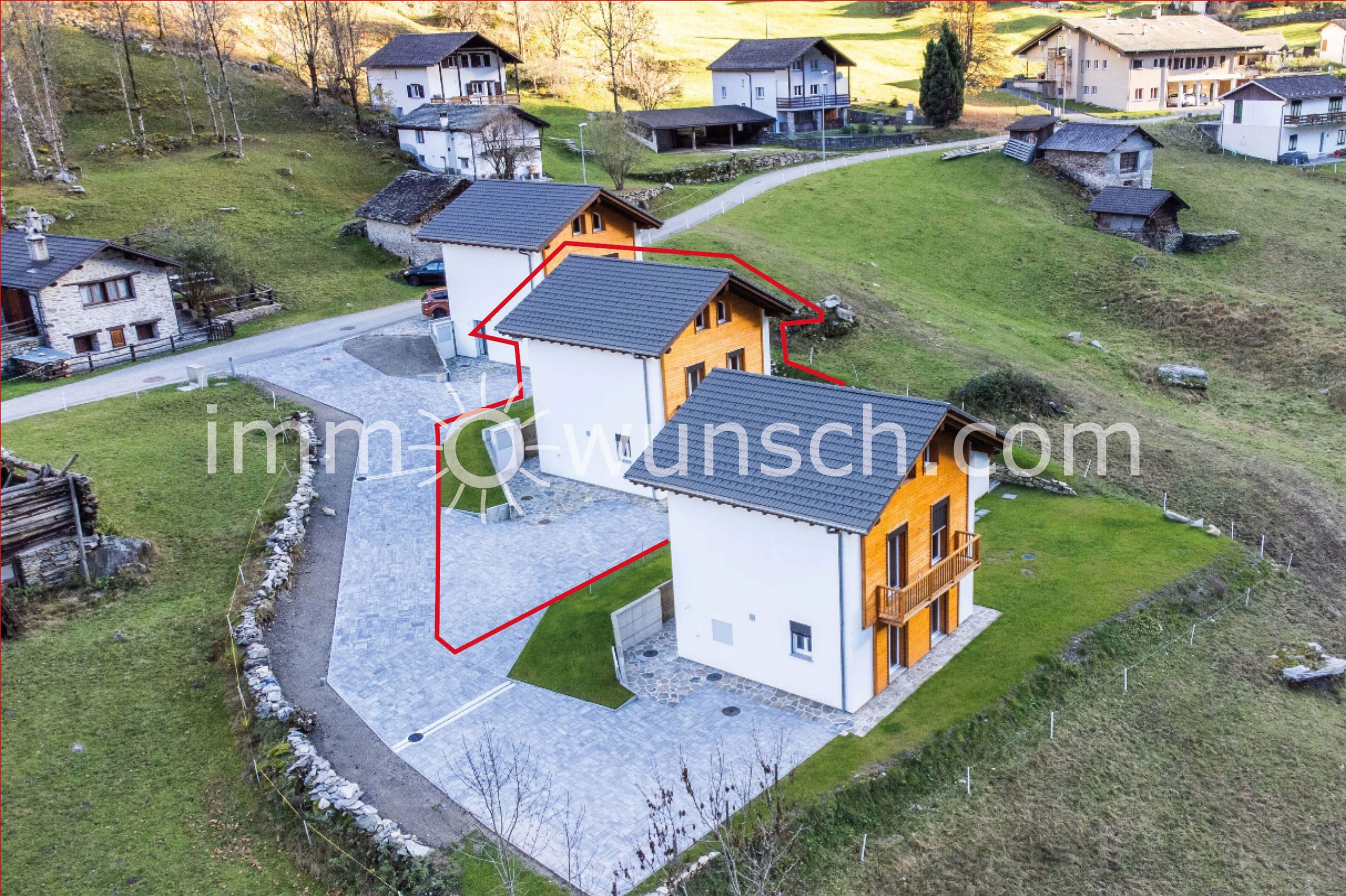 Chalet «Mezzo» in Selma: modern, hell, mit Gartenbereich und Parkplatz - Bild 1
