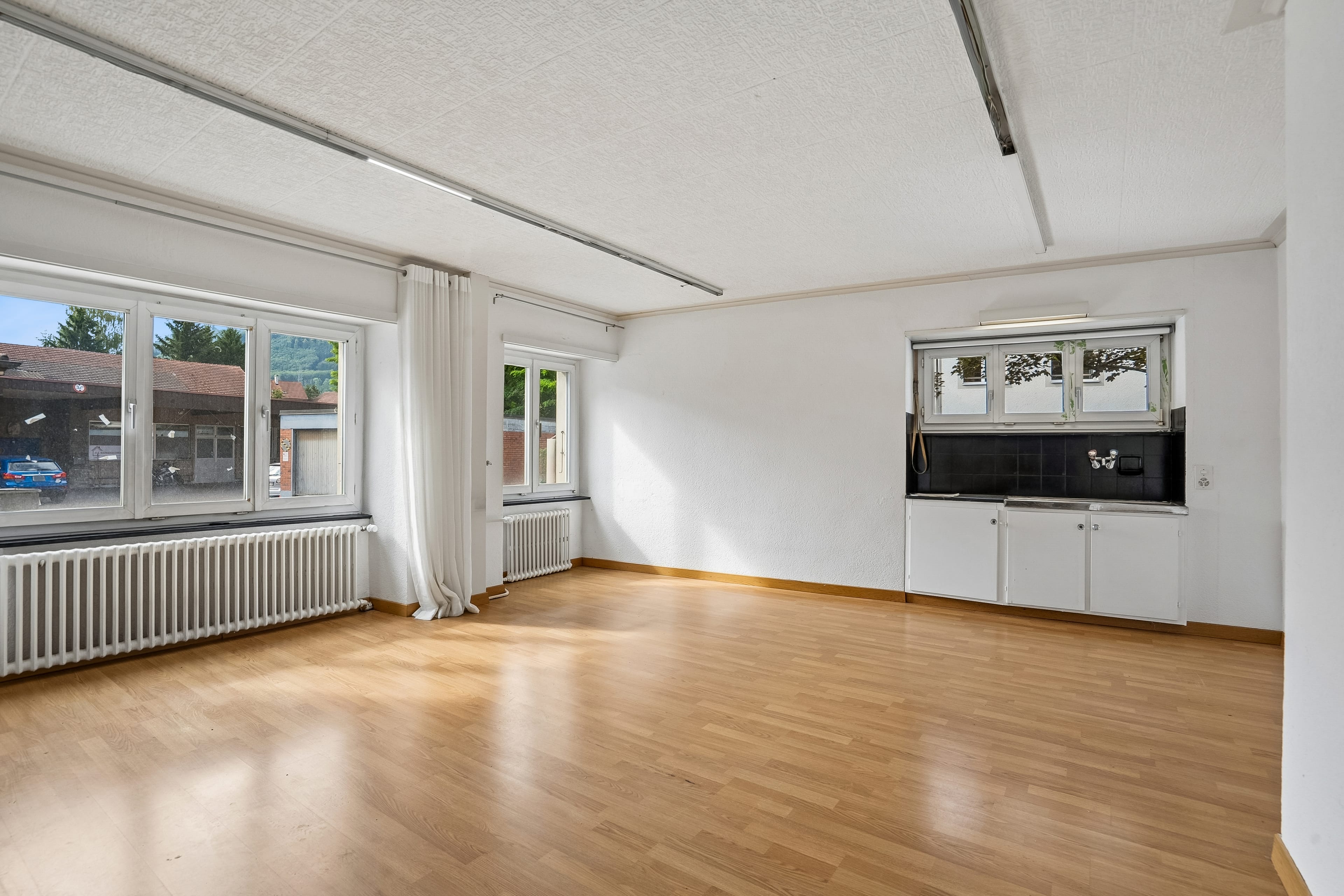 Zentrales Wohn- & Geschäftshaus mit Terrasse in Frick  - 18