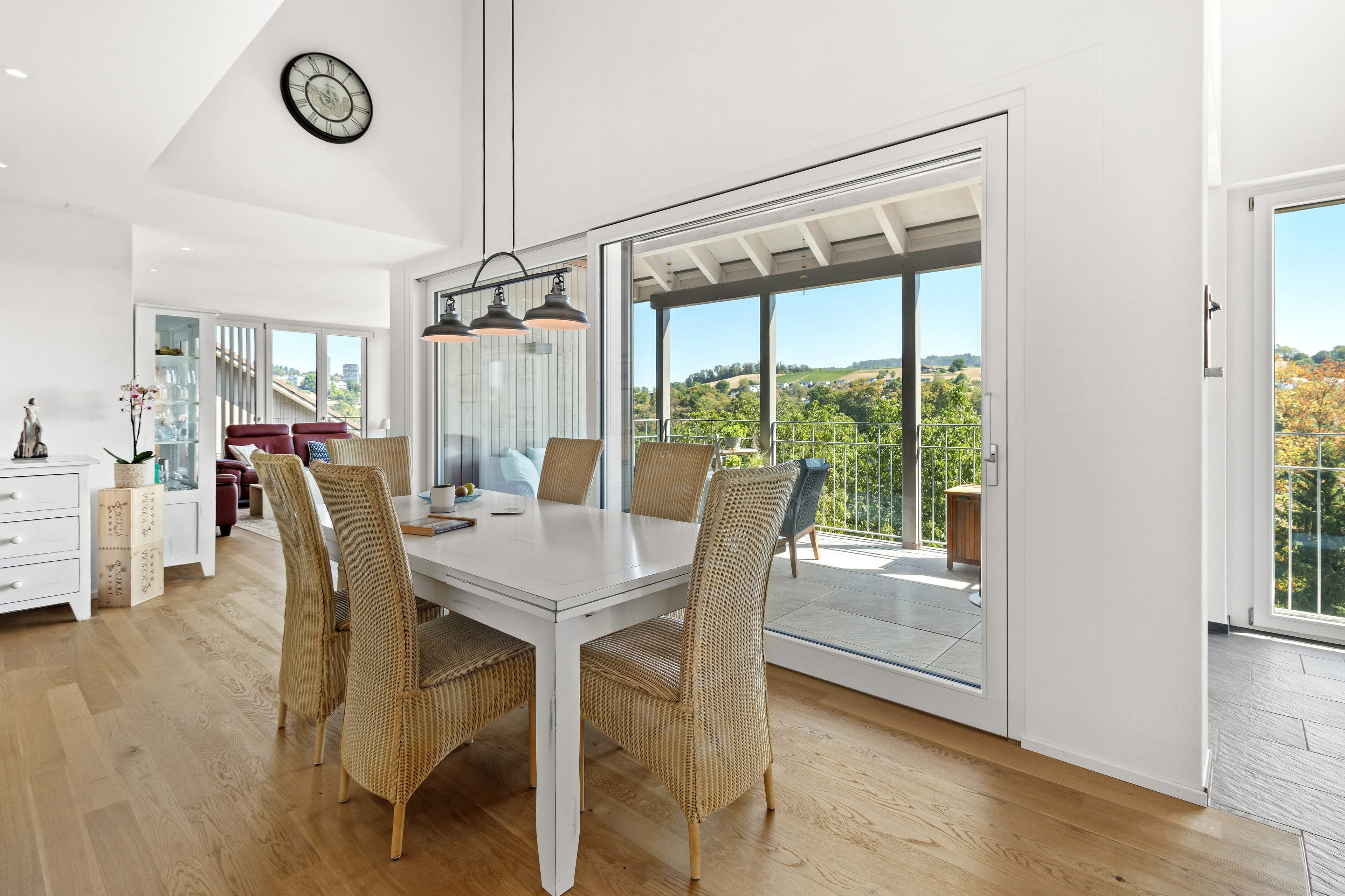 Fantastische 4-Zimmer Maisonette- Wohnung mit Rheinblick - 2