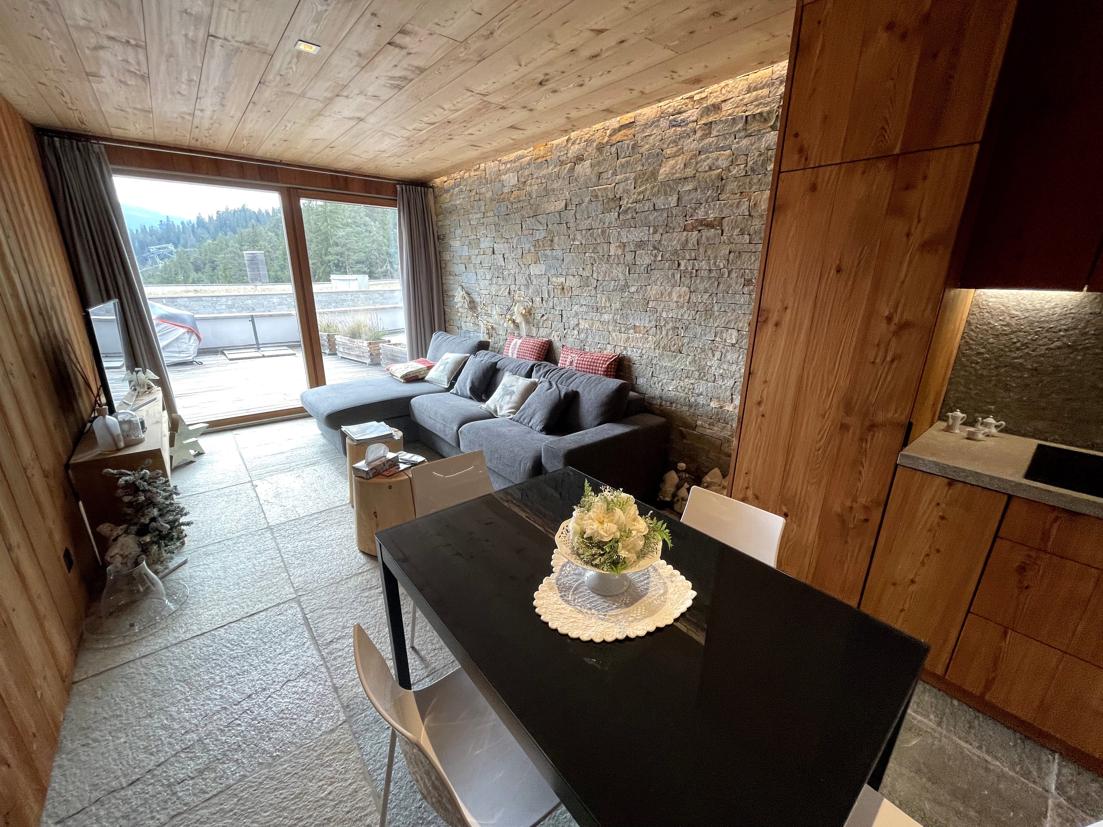 3.5-Zi. Designwohnung mit grosser Terrasse in Laax kaufen - Bild 3