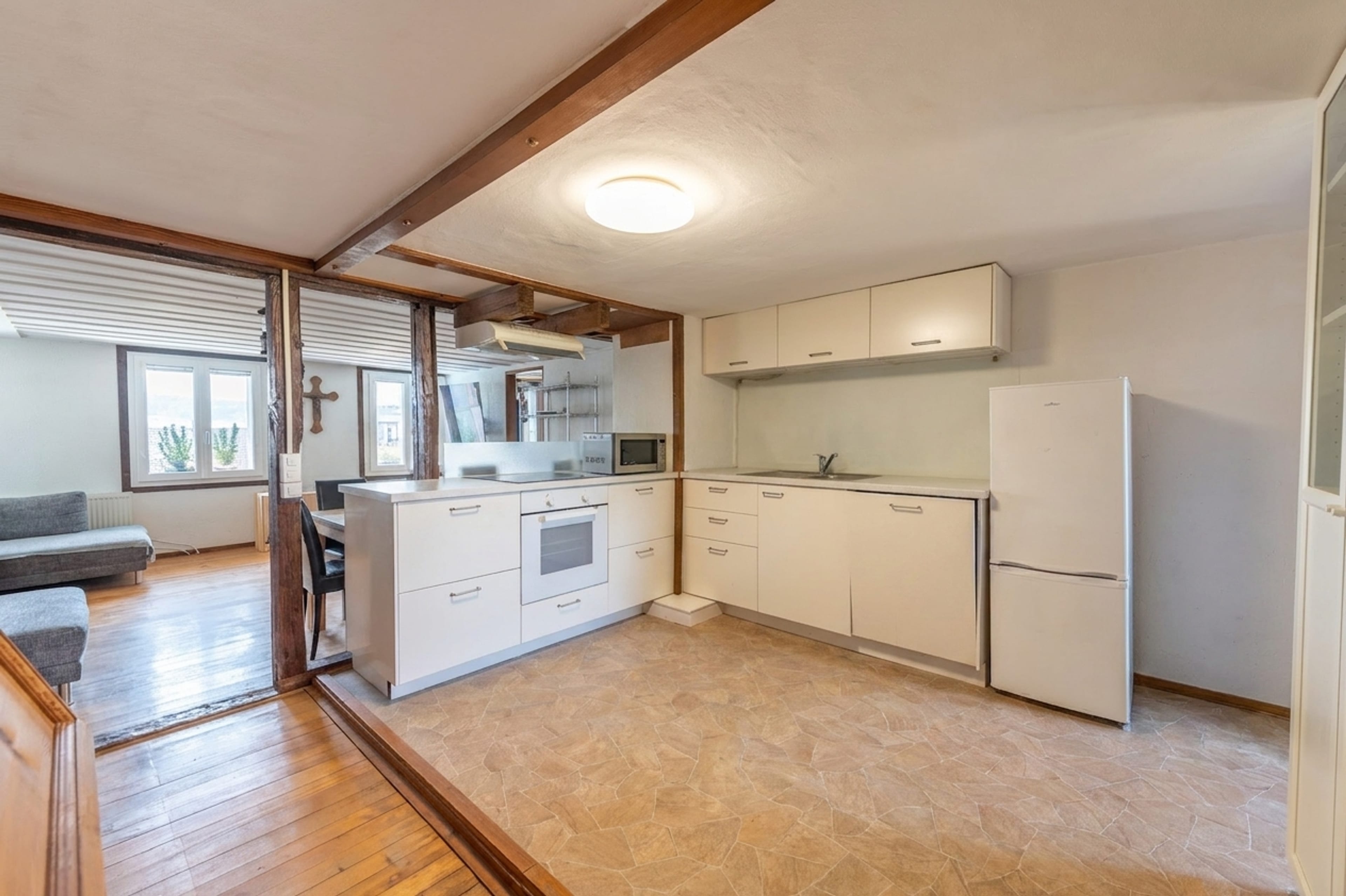 Attraktives Zweifamilien Bauernhaus – frei vom BGBB - 14