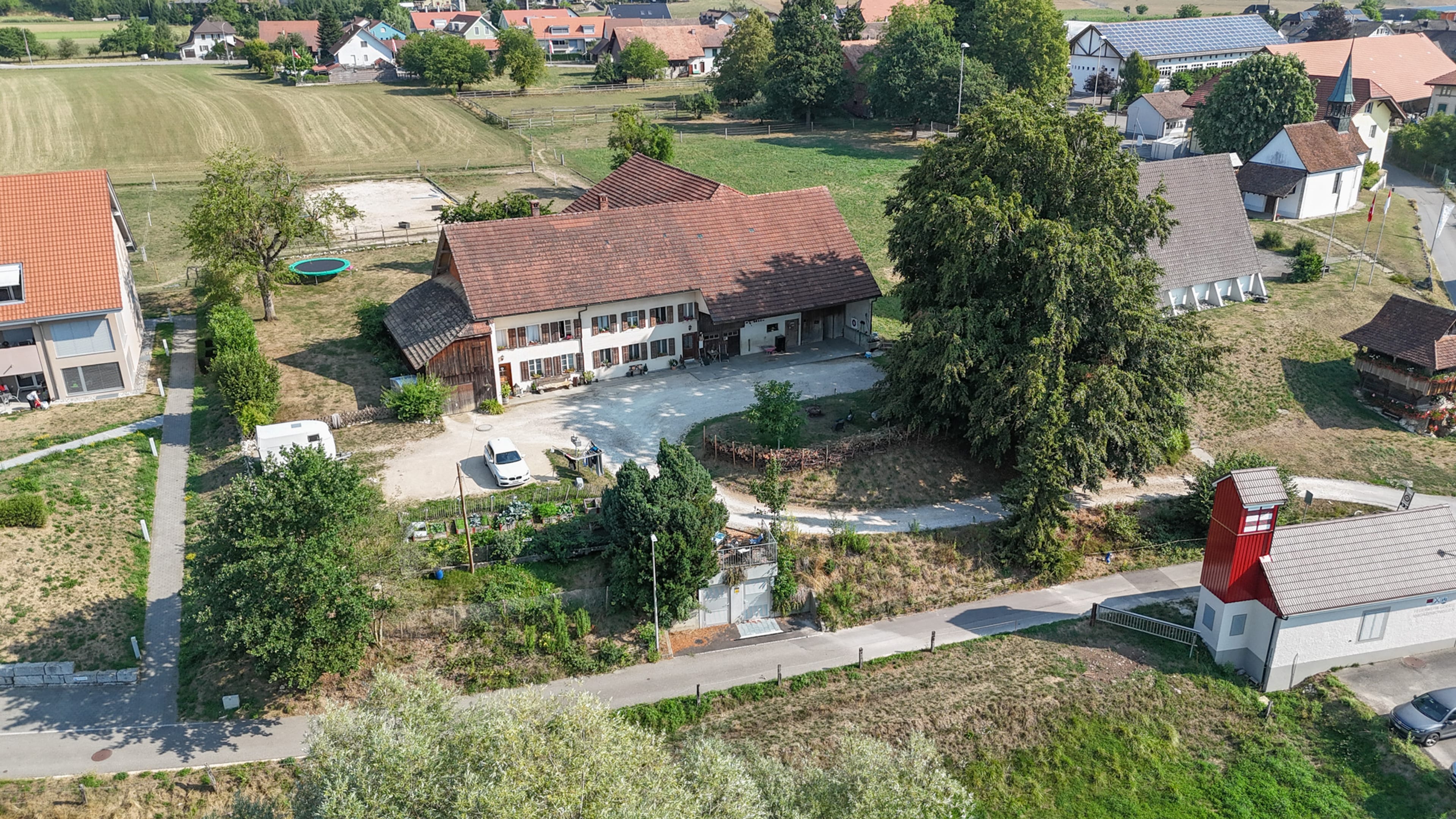 Attraktives Zweifamilien Bauernhaus – frei vom BGBB - 36