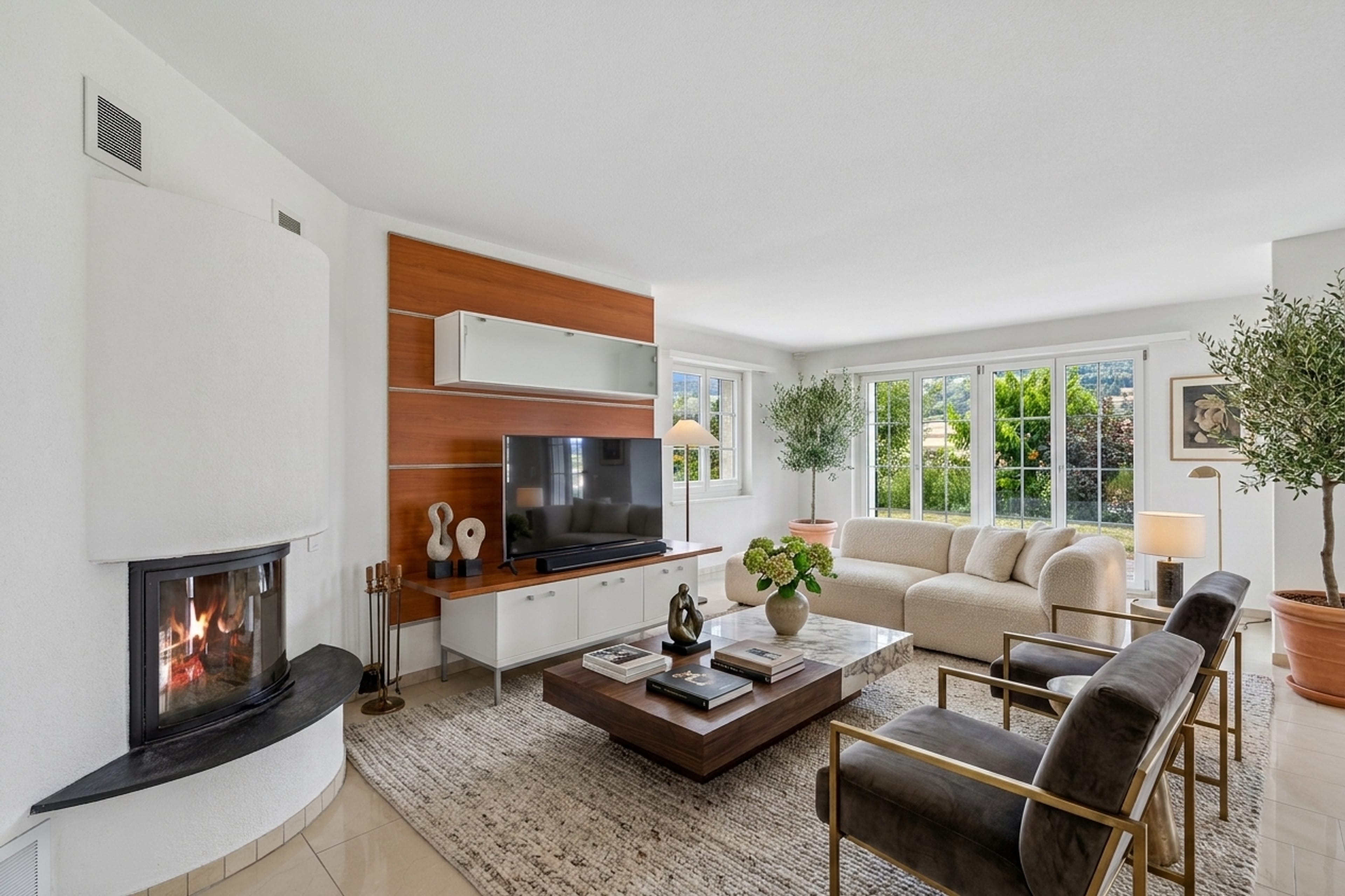 Exklusive Landhausvilla mit Türmli an sonniger Südwesthanglage, nur 30 Minuten bis Zürich HB - Bild 5