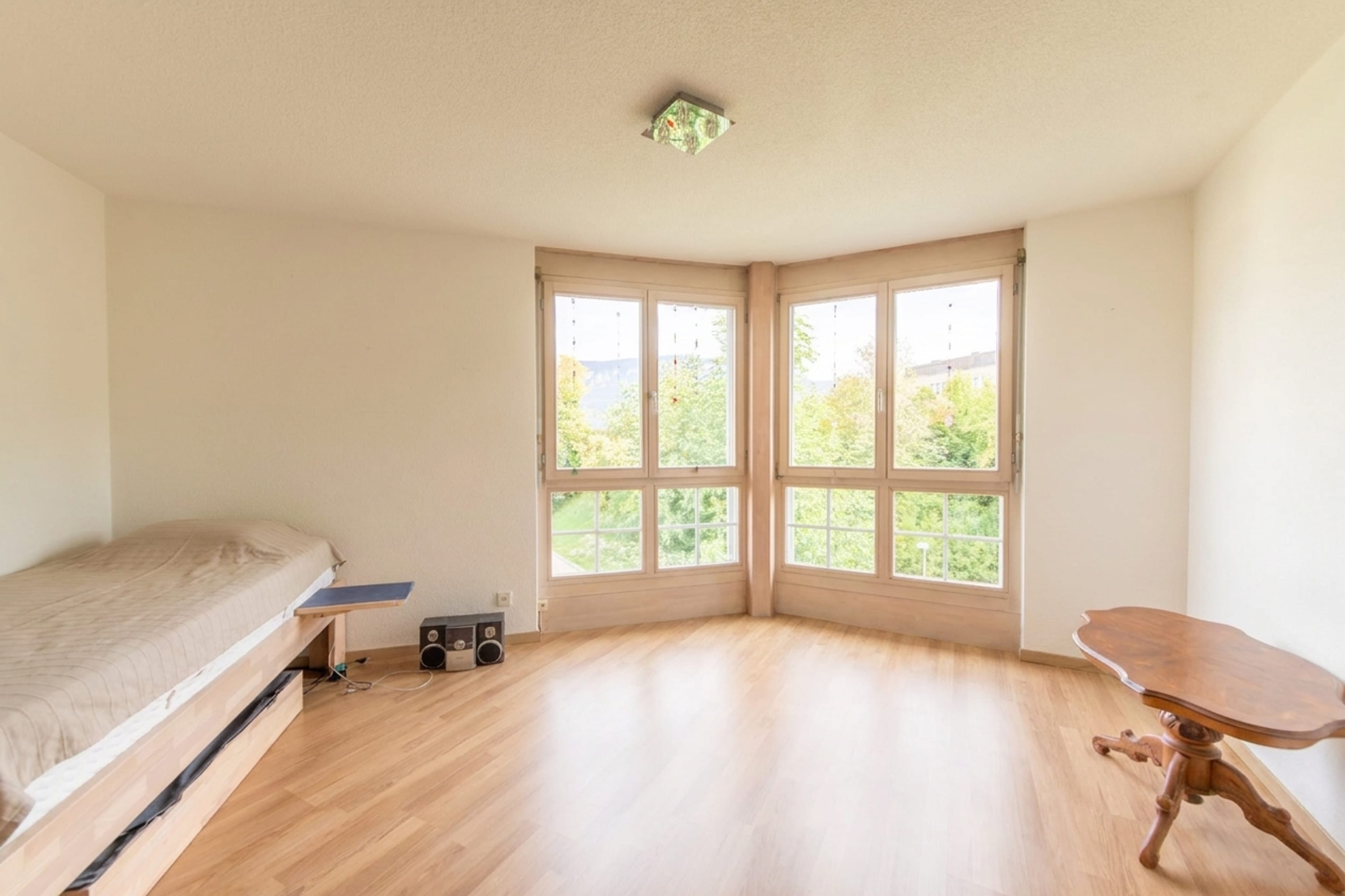 Licht & Raum zum Wohlfühlen – 4.5-Zimmer-Wohnung in Zuchwil - 8
