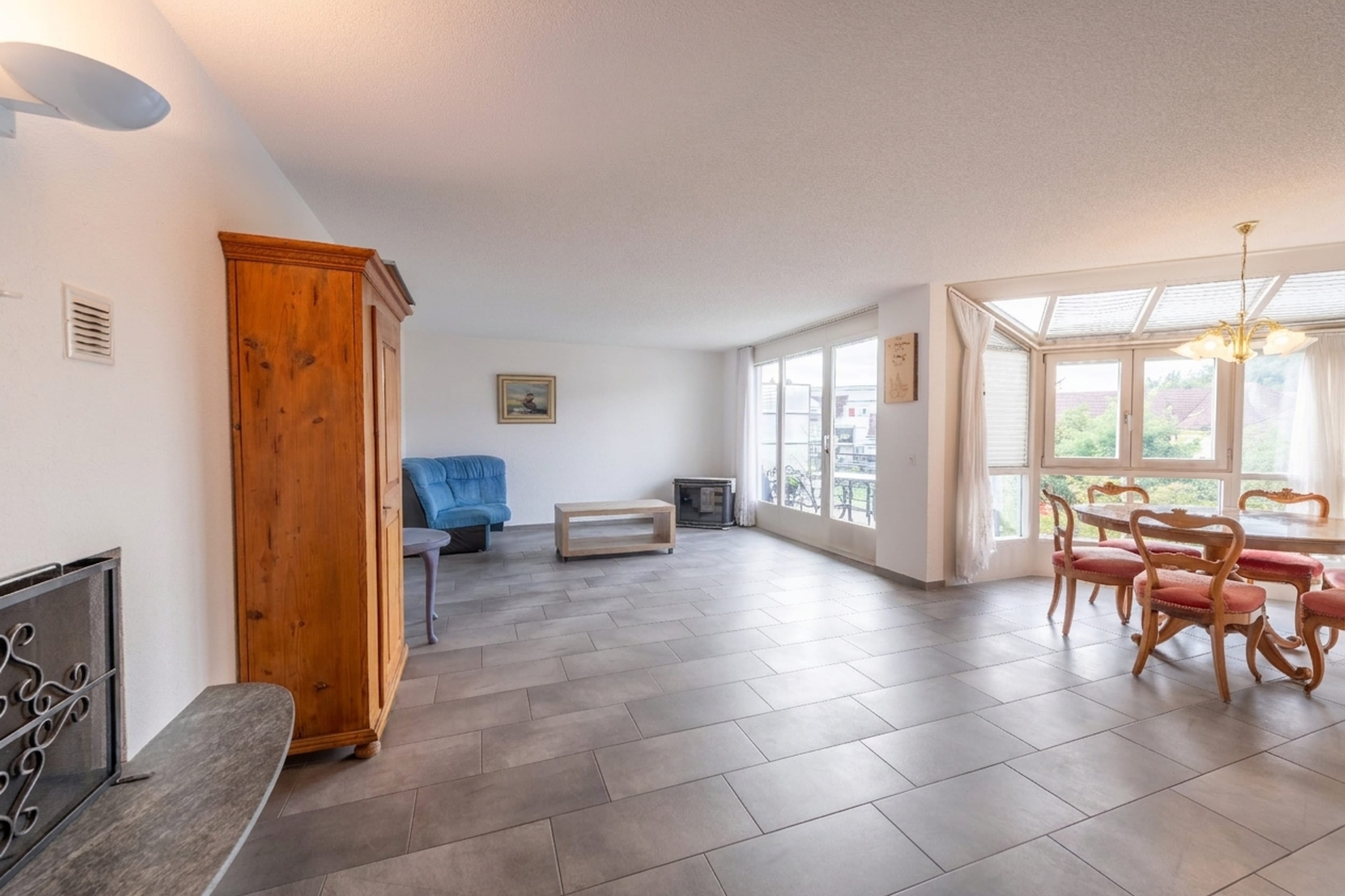 Licht & Raum zum Wohlfühlen – 4.5-Zimmer-Wohnung in Zuchwil - 2