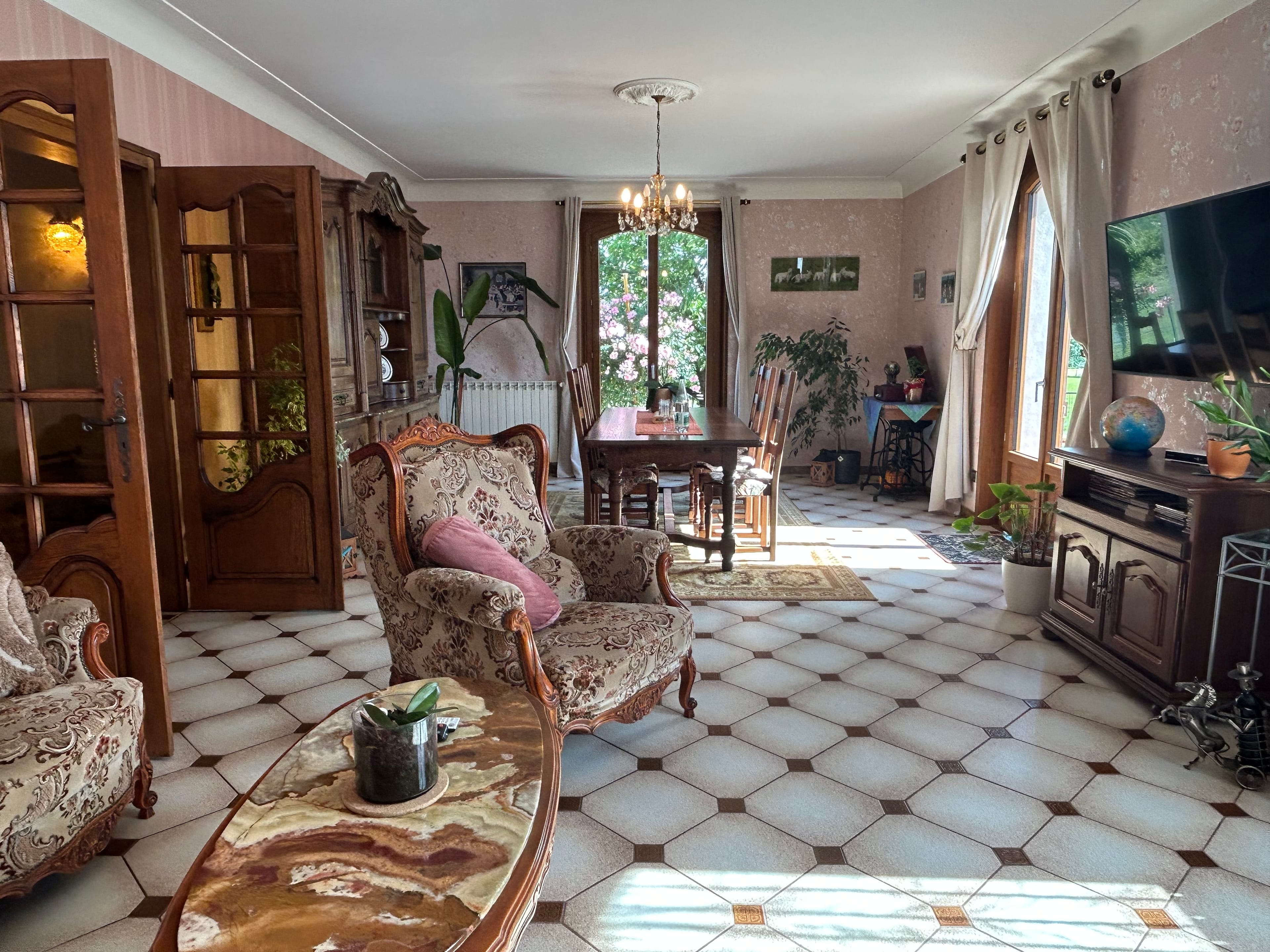 7.5-Zimmer-Landhaus mit 1 ha Grundstück in Monthureux-sur-Saône (FR) nähe Basel und Boncourt - Bild 4