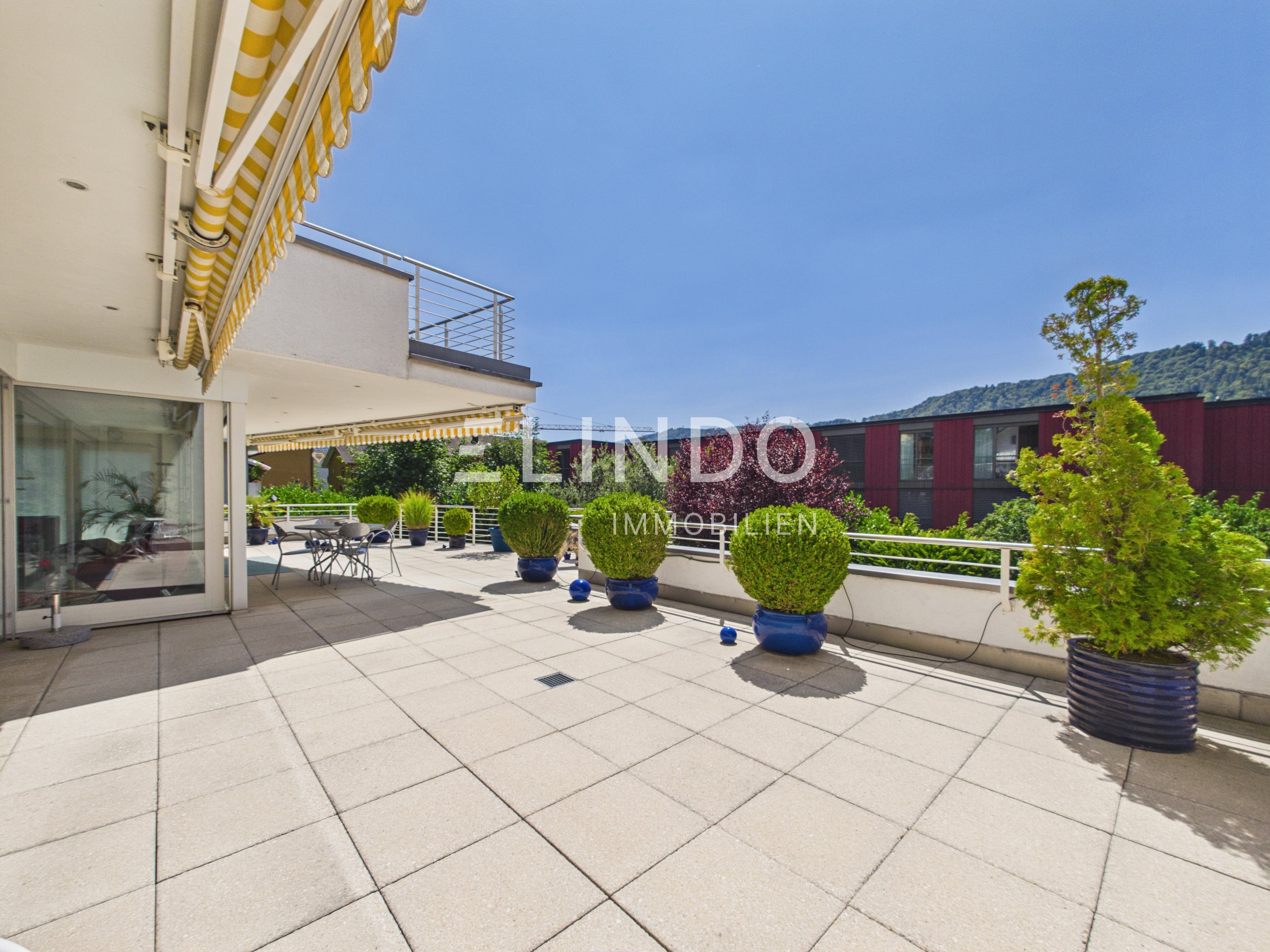 4.5-Zimmer-Terrassenwohnung, 96 m2 Terrasse, Adliswil kaufen - Bild 2