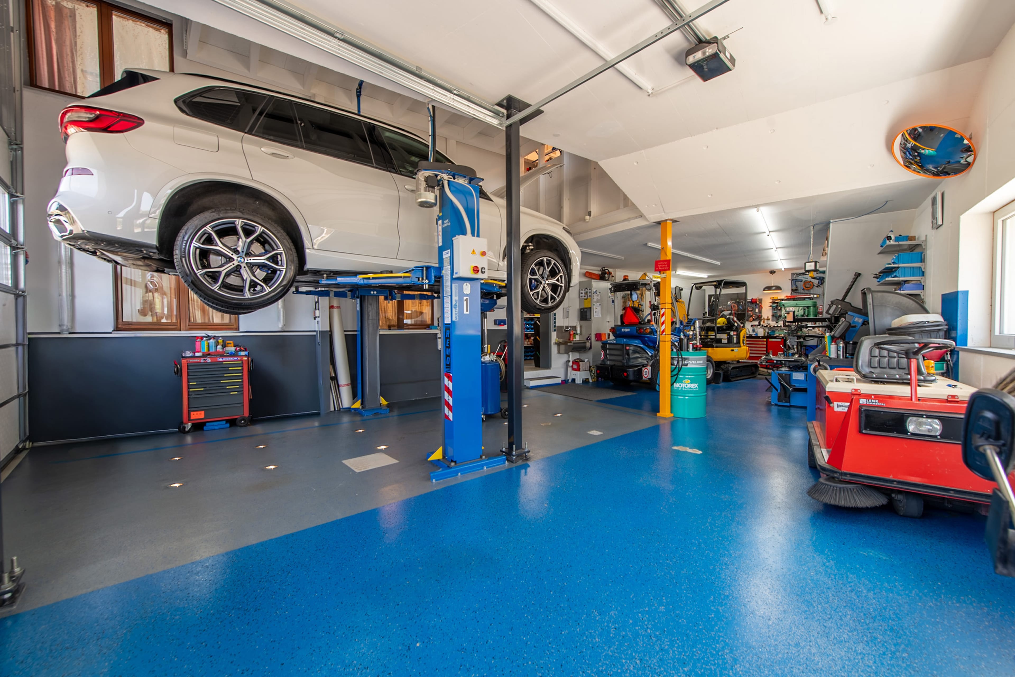 Wohnen an traumhafter Lage mit Weitsicht und grosser Garage - 9